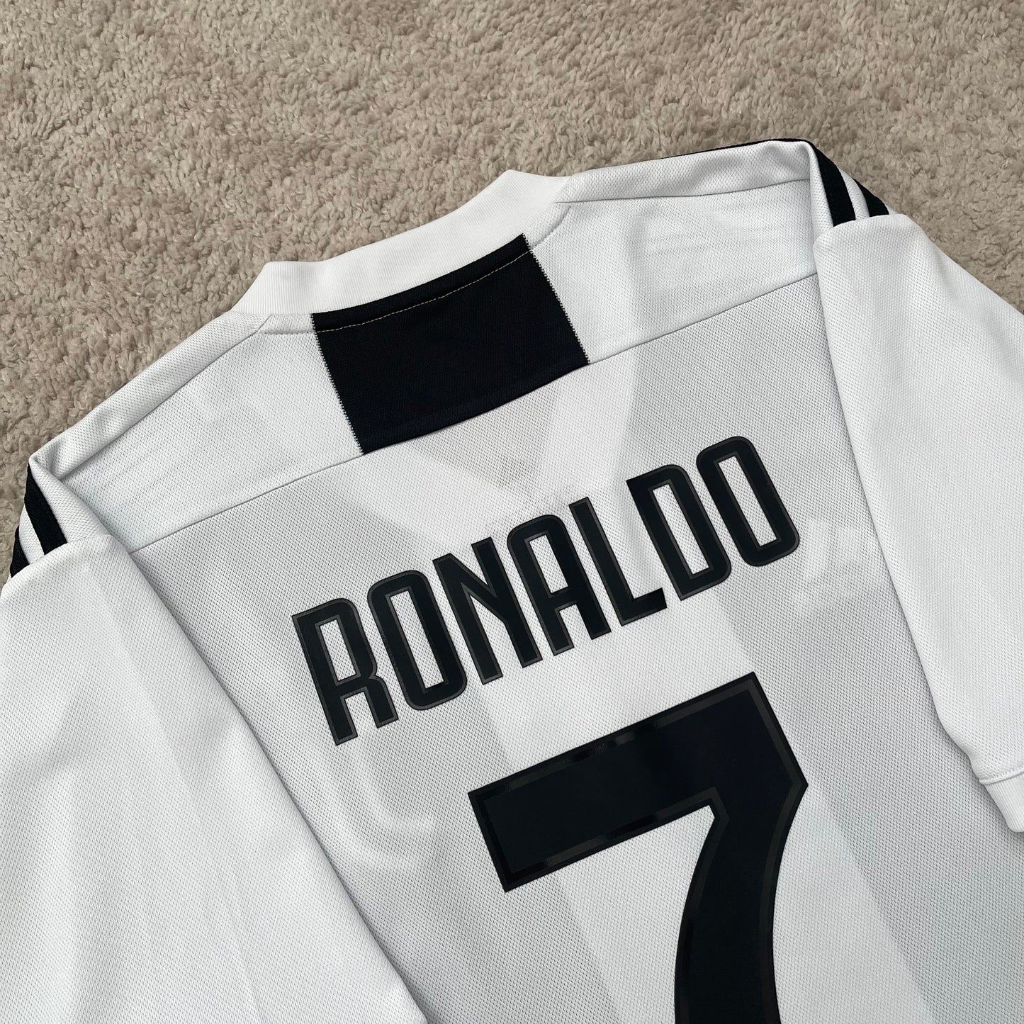 Juventus 2018/19 home x Cristiano Ronaldo #7 (L)