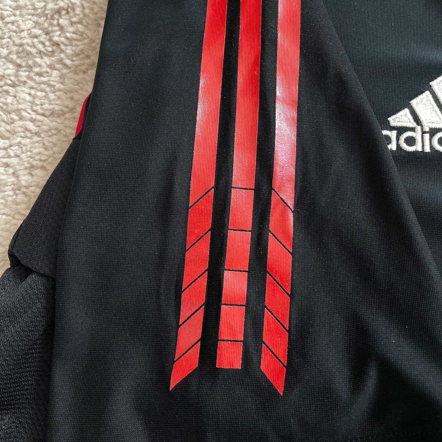 AC Milan 2005/06 third x Ricardo Kaká #22 (L)