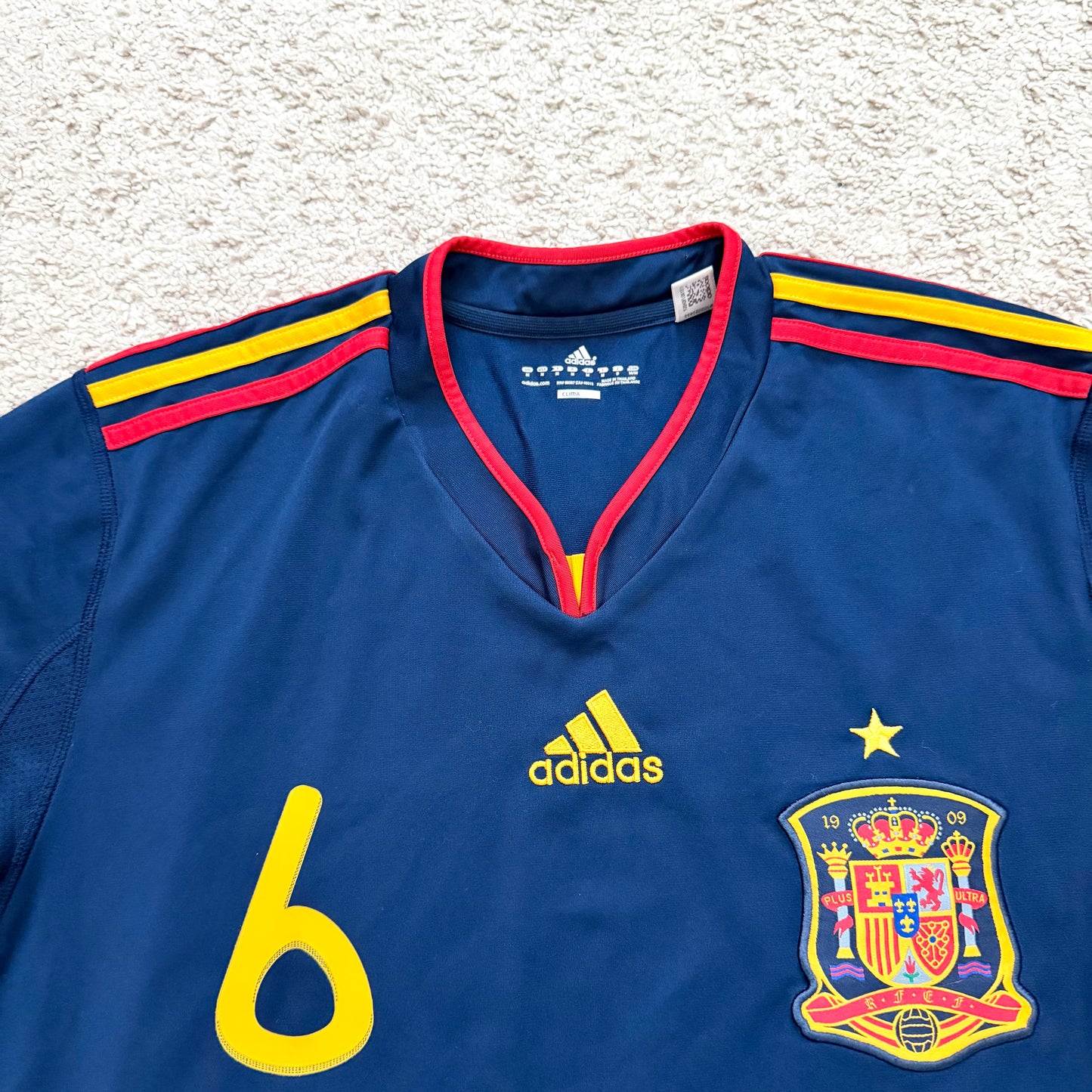 Spain 2010 World Cup away x Andres Iniesta #6 (M)