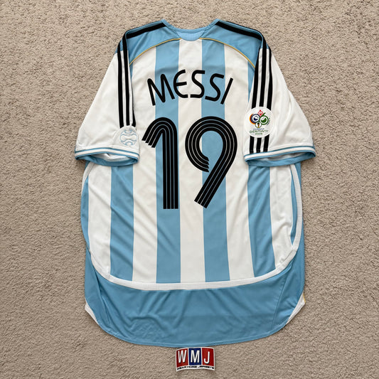 Argentina 2006 World Cup home x Messi #19 (L)