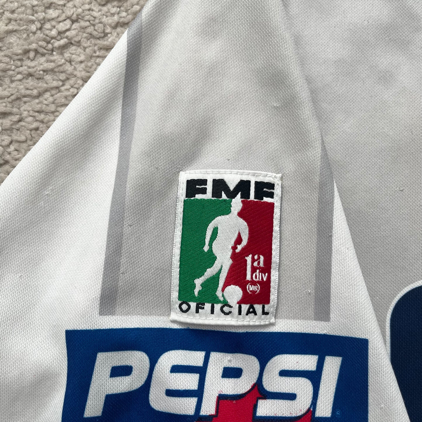 Pachuca 2001/02 away (L)