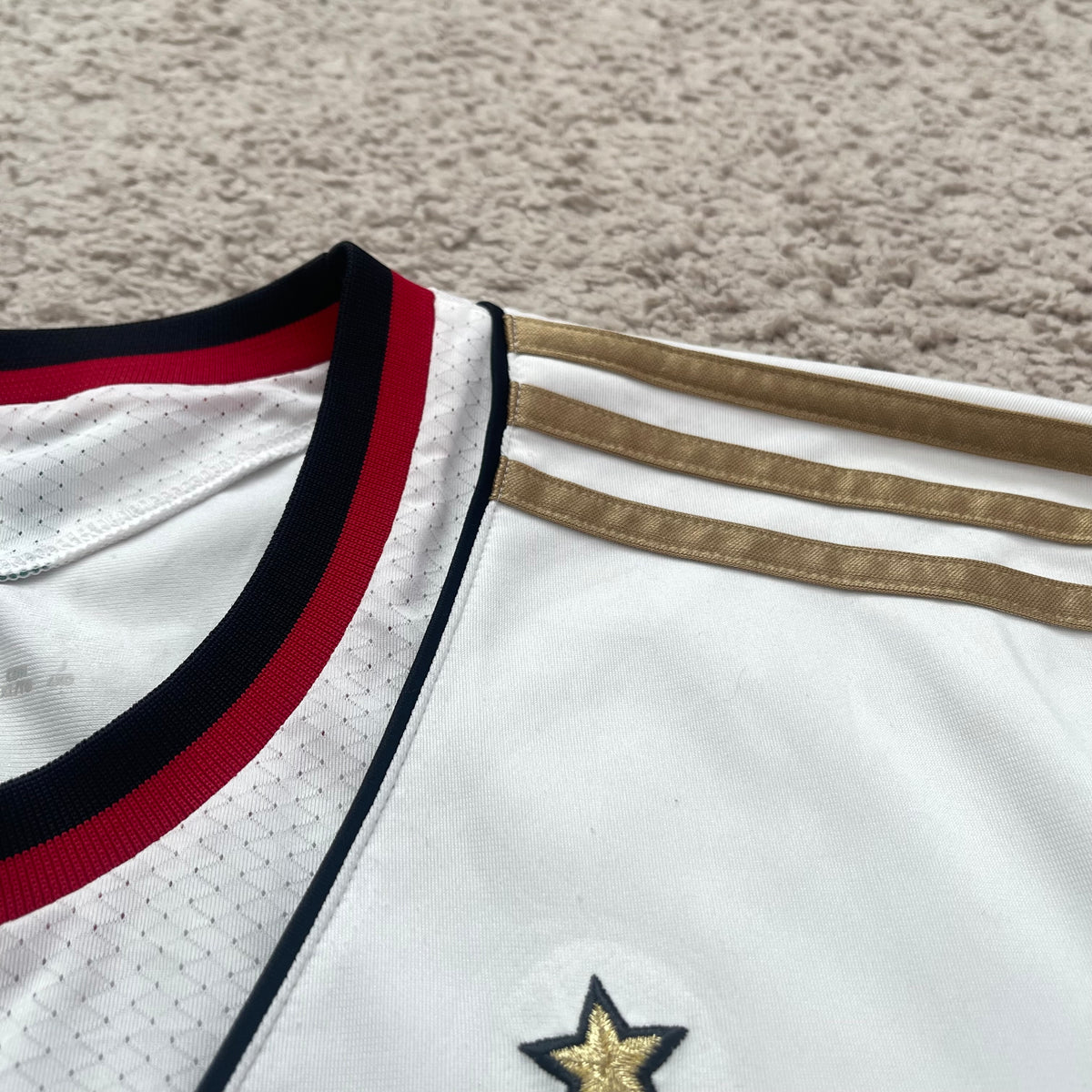 AC Milan 2013/14 away x Ricardo Kaká #22 (XL)