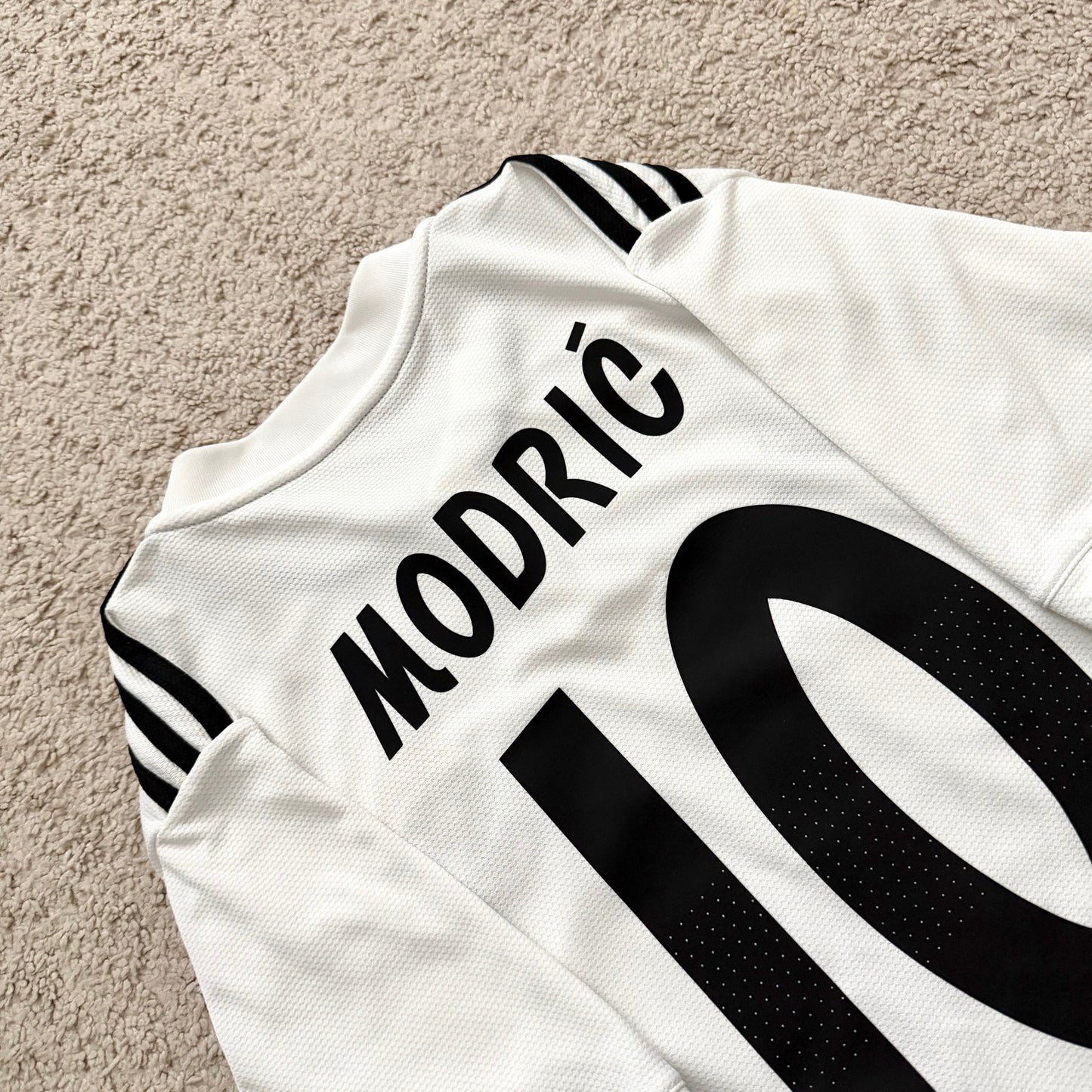 Real Madrid 2018/19 home x Luka Modrić #10 (L)