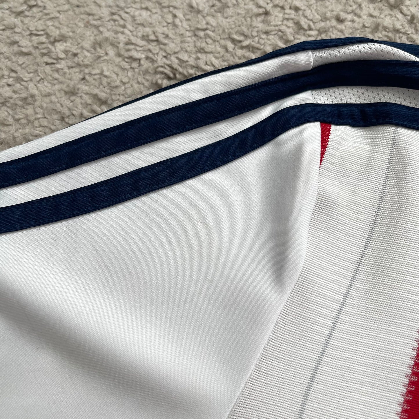 Chivas de Guadalajara 2014/15 home x Omar Bravo #9 (M)