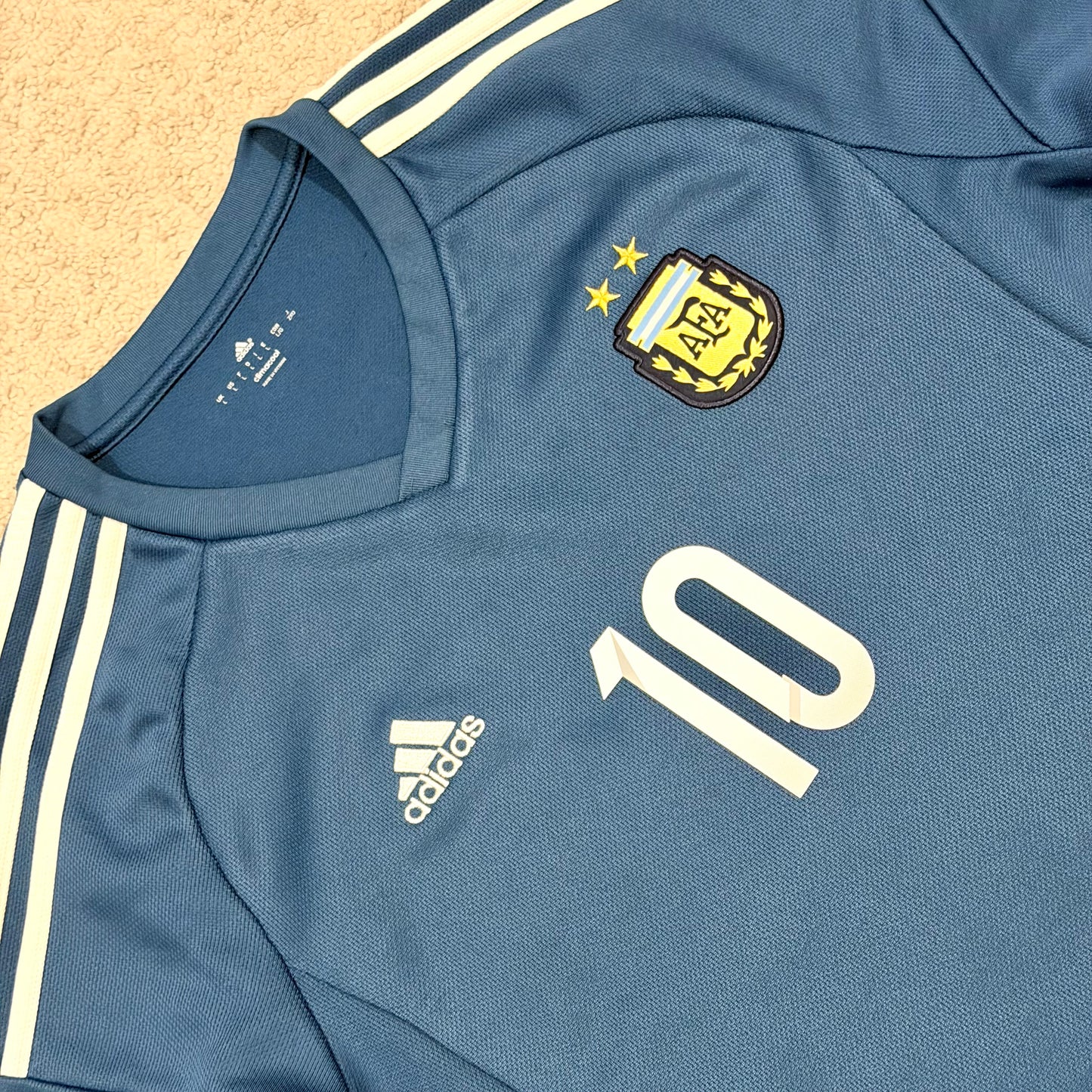 Argentina 2015/16 away x Messi #10 (L)