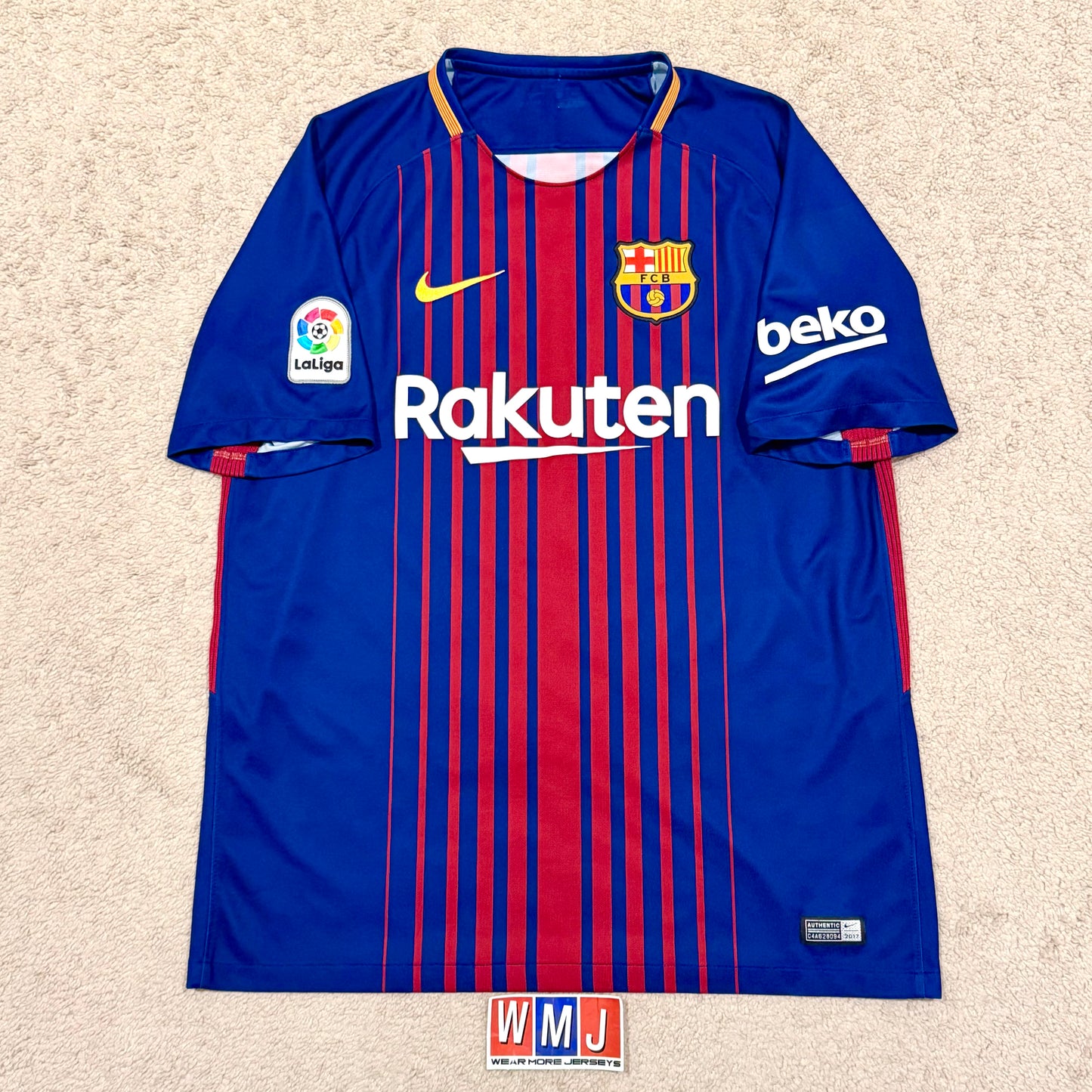 Barcelona 2017/18 home x Andres Iniesta INFINITO SPECIAL EDITION (L)
