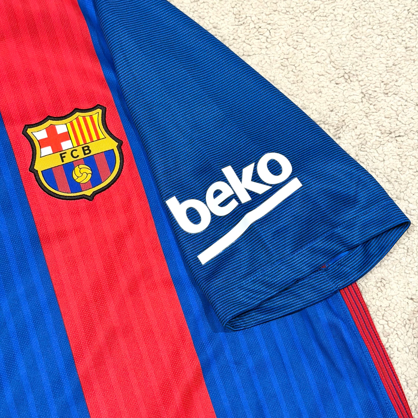 Barcelona 2016/17 home x Neymar Jr #11 (M)