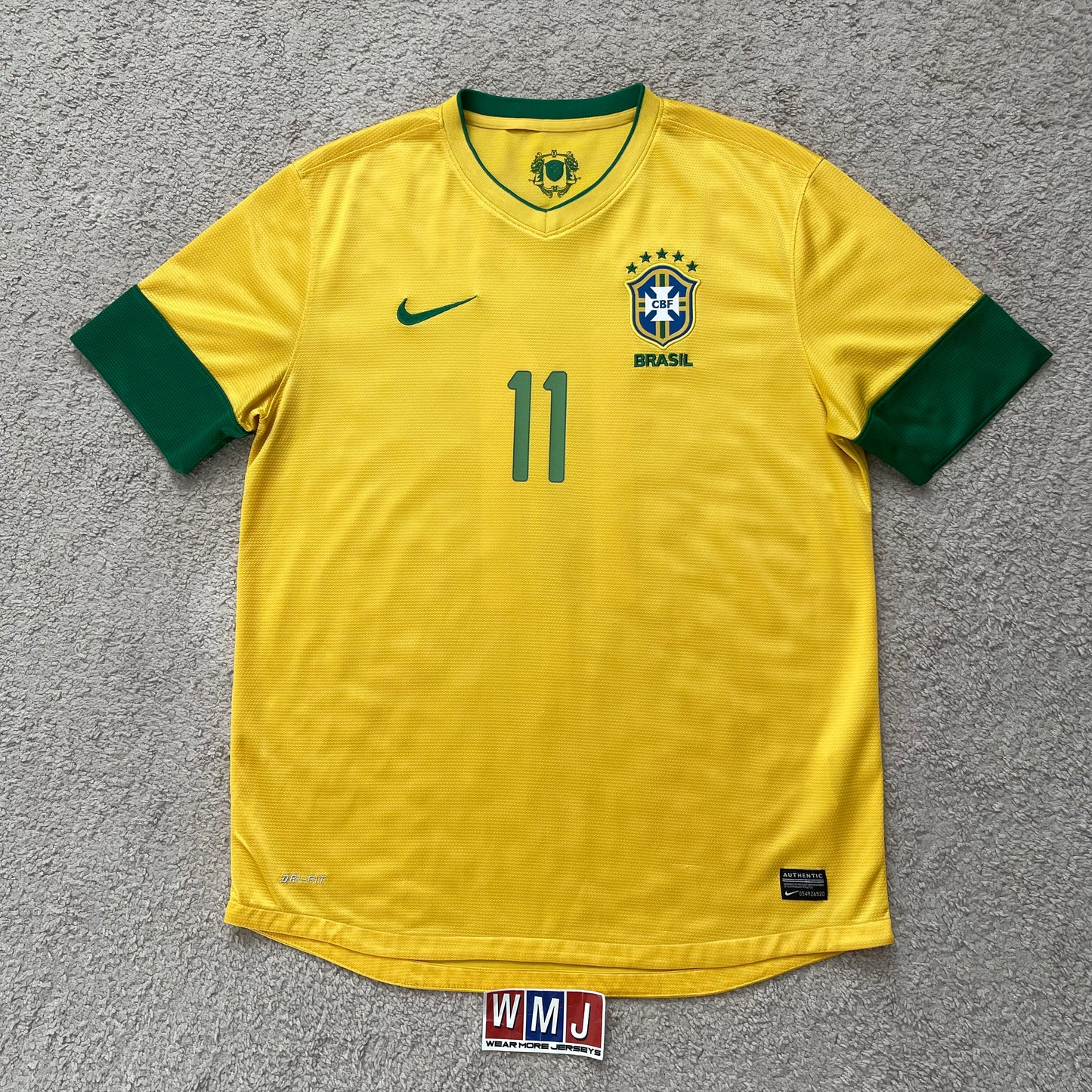 Brazil 2012/13 home x Neymar #11 (L)