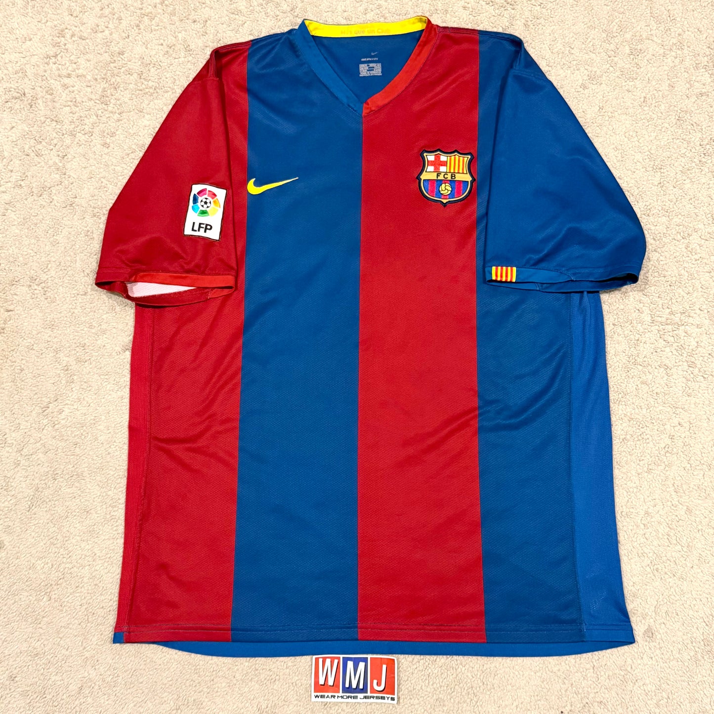 Barcelona 2006/07 home x Ronaldinho #10 (XL)