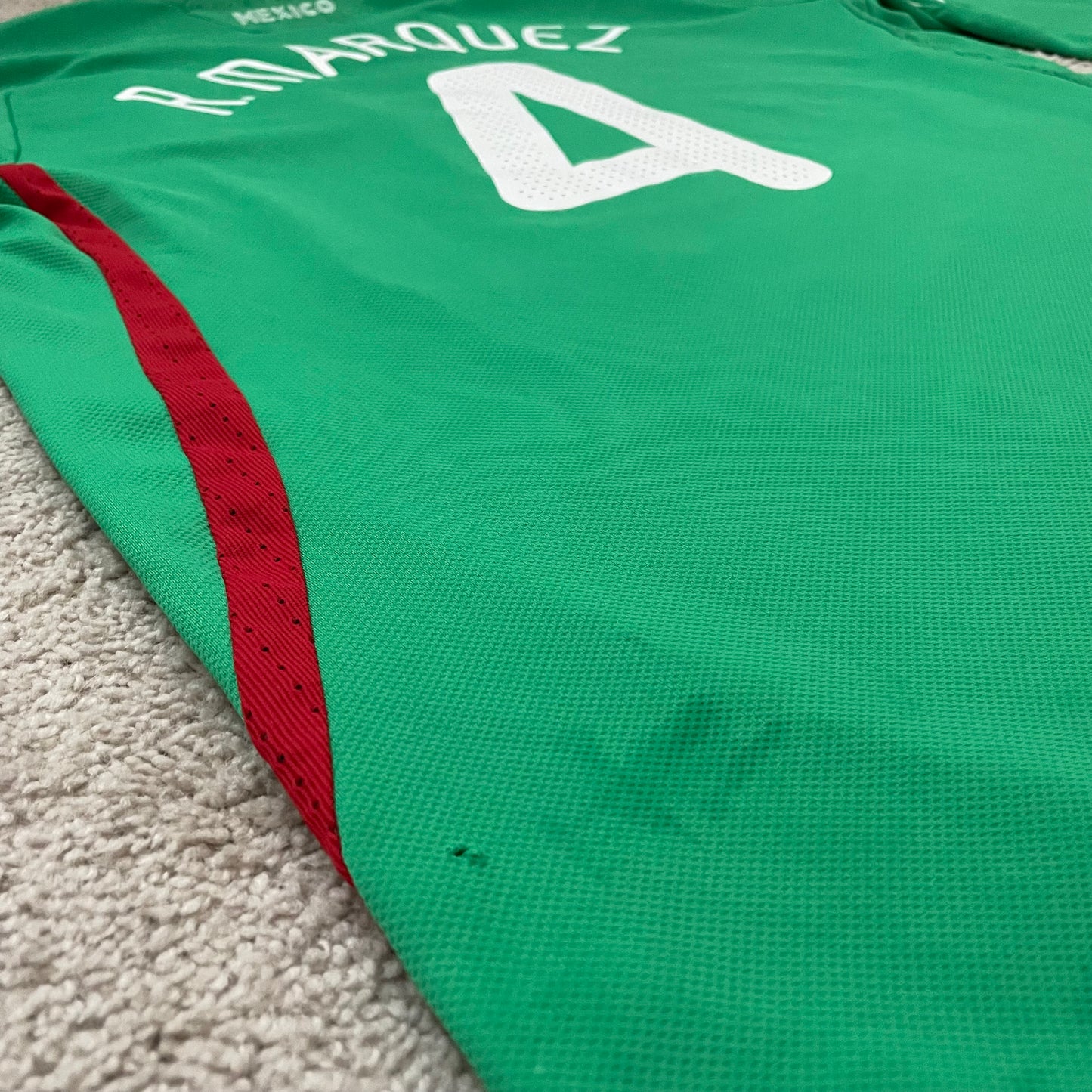 Mexico 2008/09 home 3/4 SLEEVES x Rafa Marquez #4 (XL) *has some holes and stains*