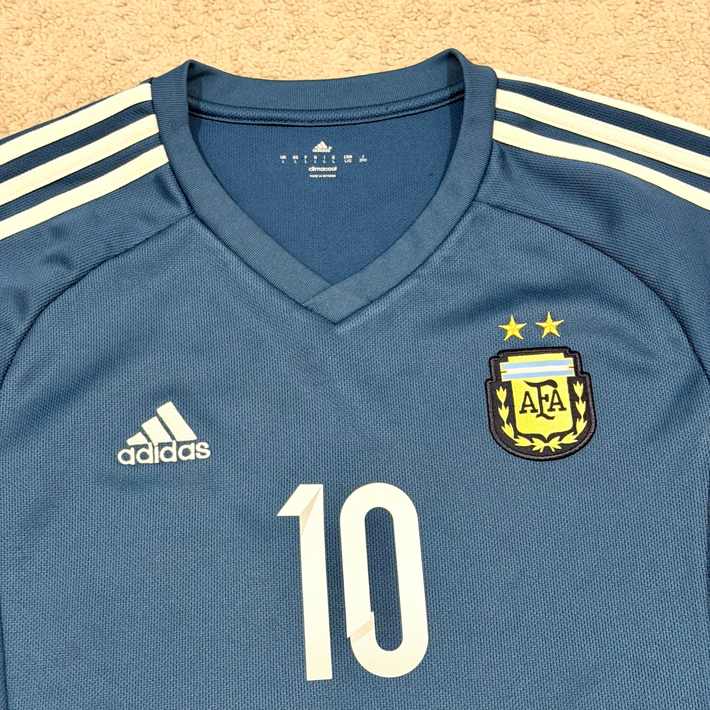 Argentina 2015/16 away x Messi #10 (L)