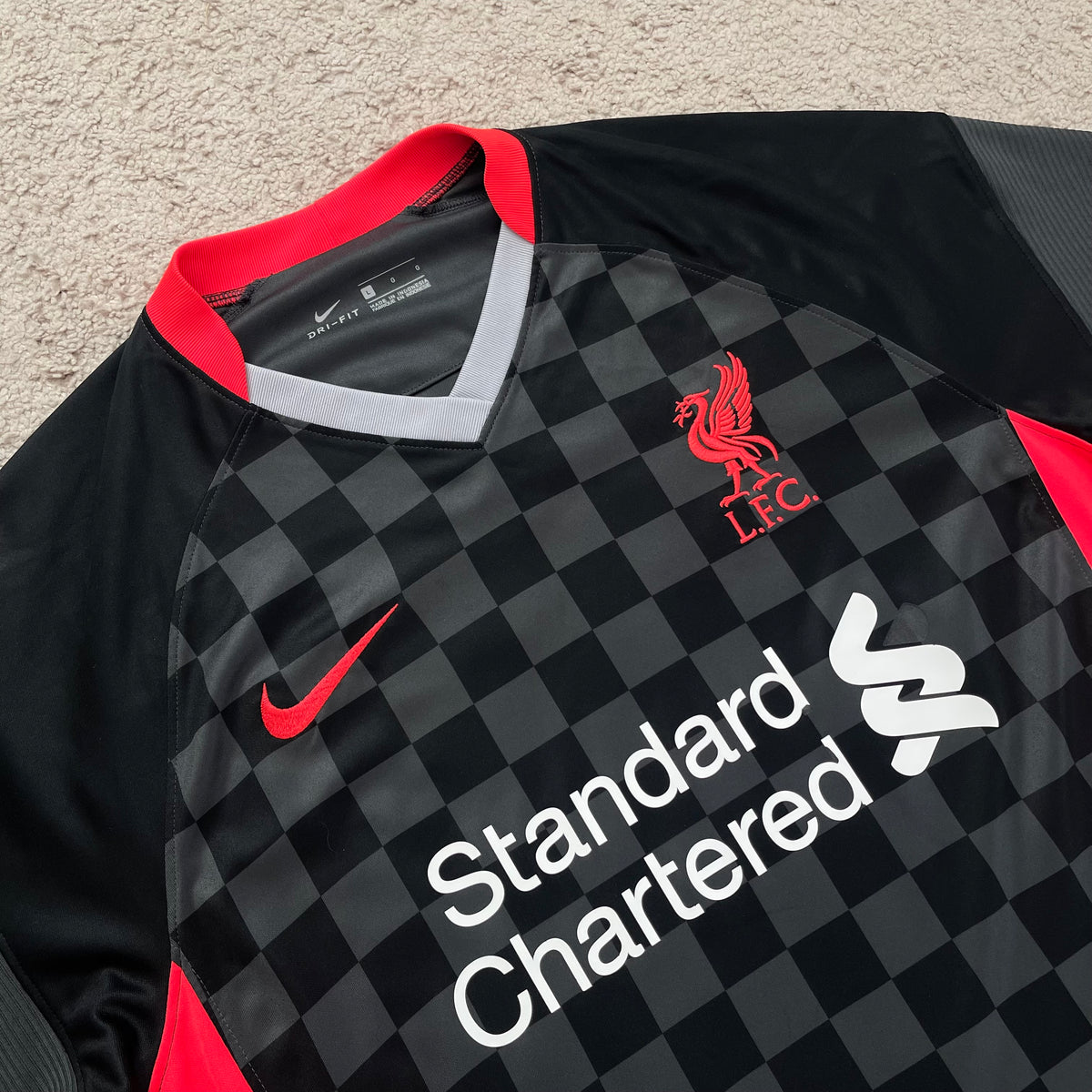 Liverpool 2020/21 third x Mohamed Salah #11 (L)