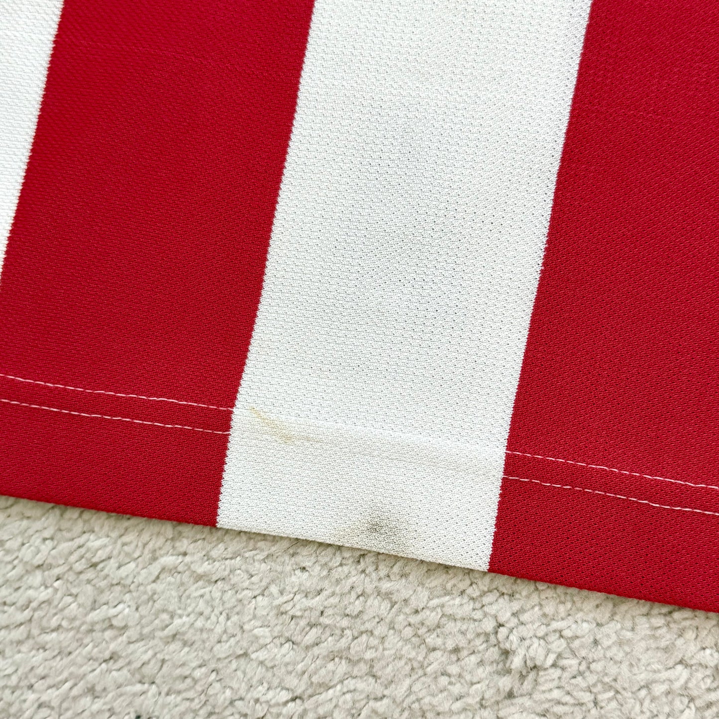 Chivas de Guadalajara 1997 home (L, runs big)