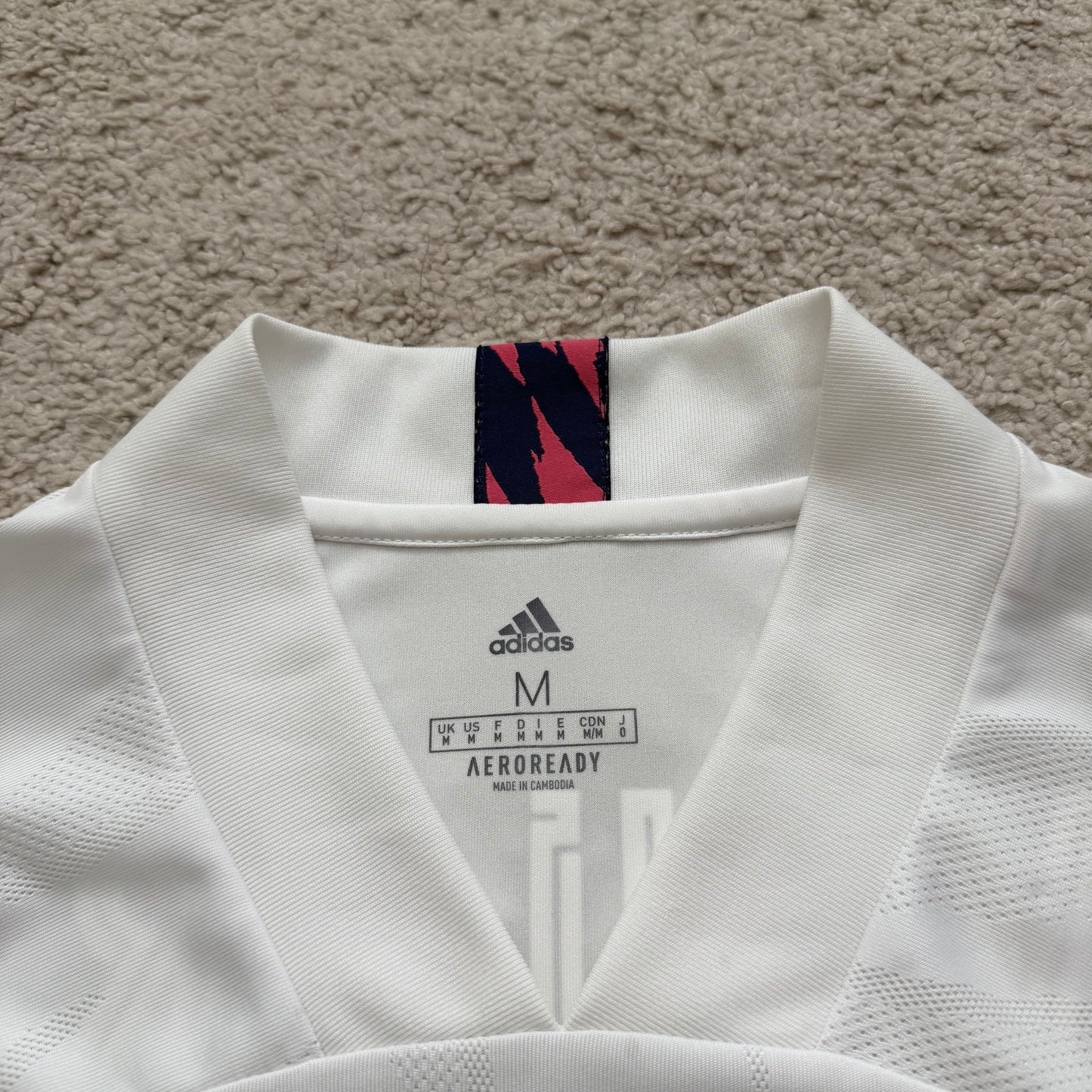 Real Madrid 2020/21 home x Vinicius Jr #20 (M)