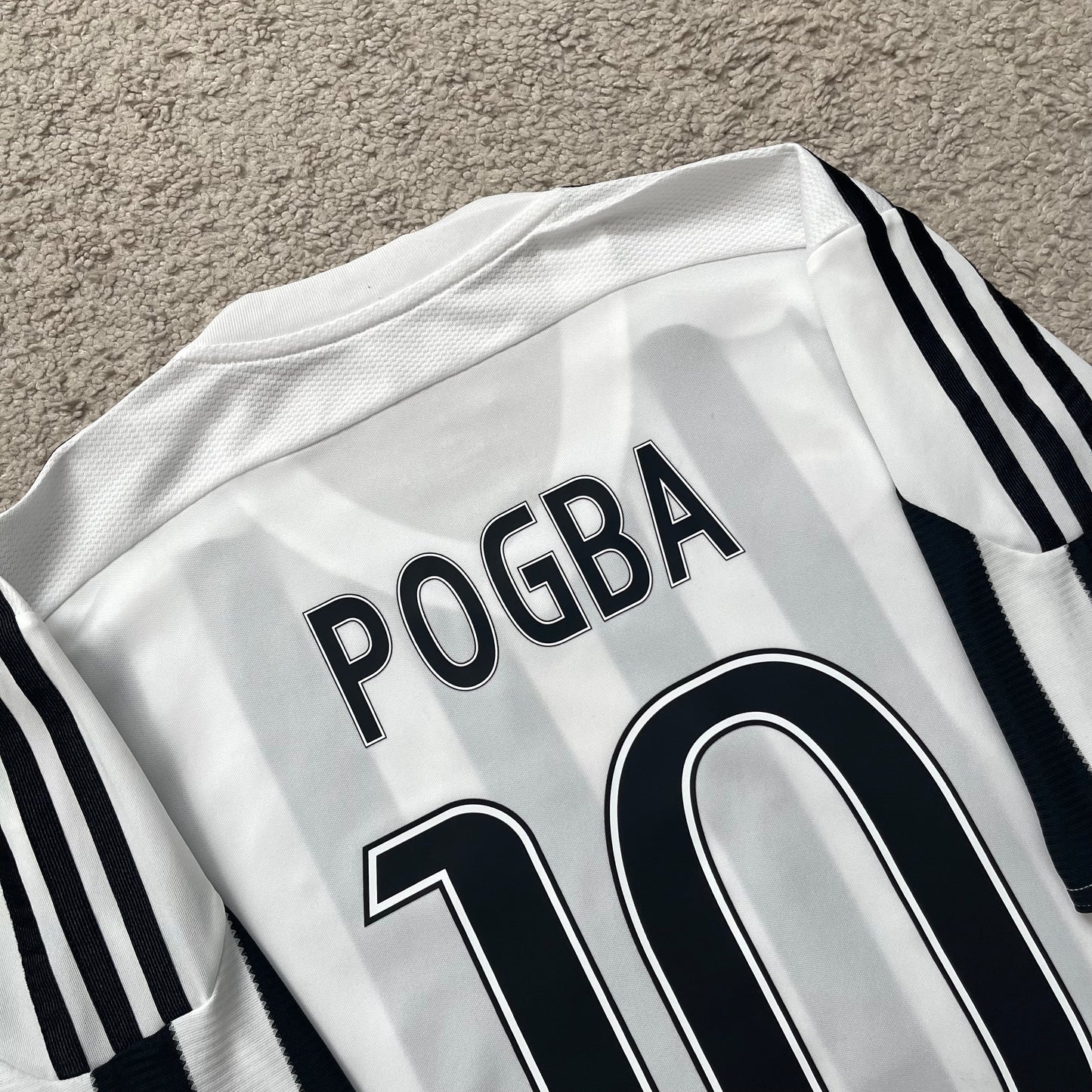 Juventus 2015/16 home PLAYER VERSION x Pogba #10 (M)