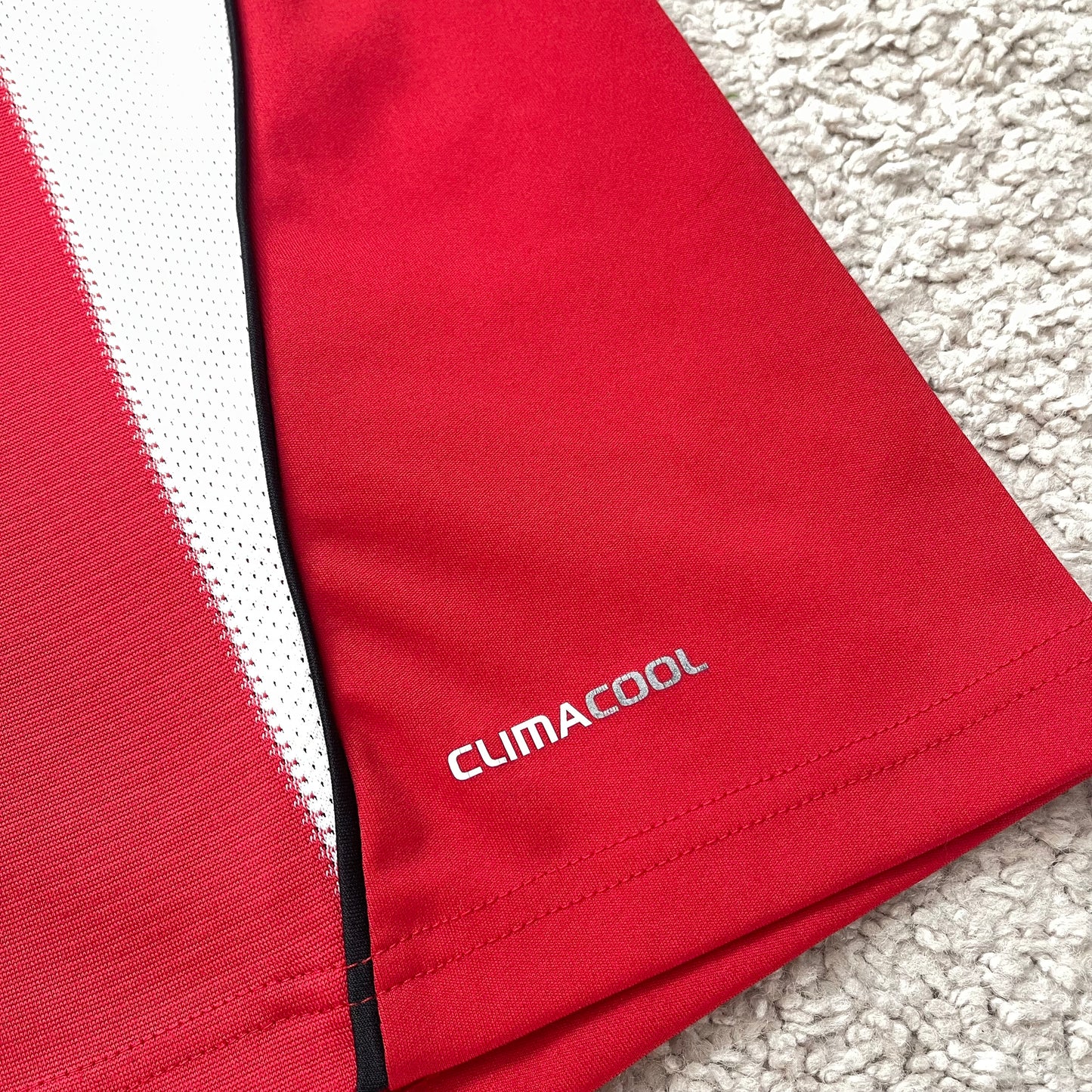 Bayern Munich 2010/11 home x Toni Kroos #39 (L)