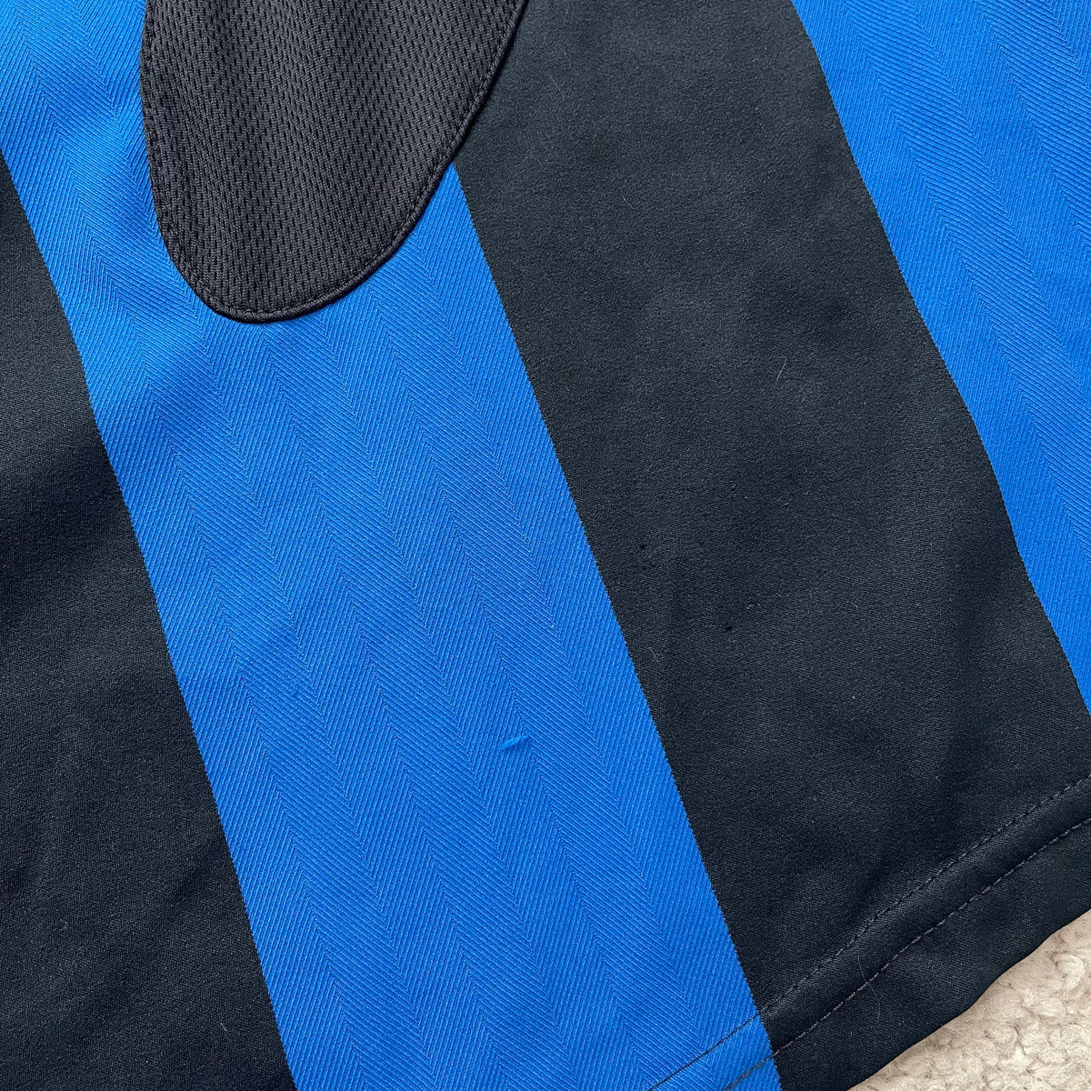 Inter 2005/06 home x Adriano #10 (L)