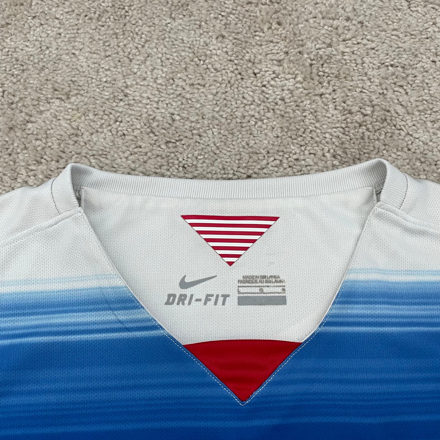 USA 2015/16 away x Clint Dempsey #8 (L)