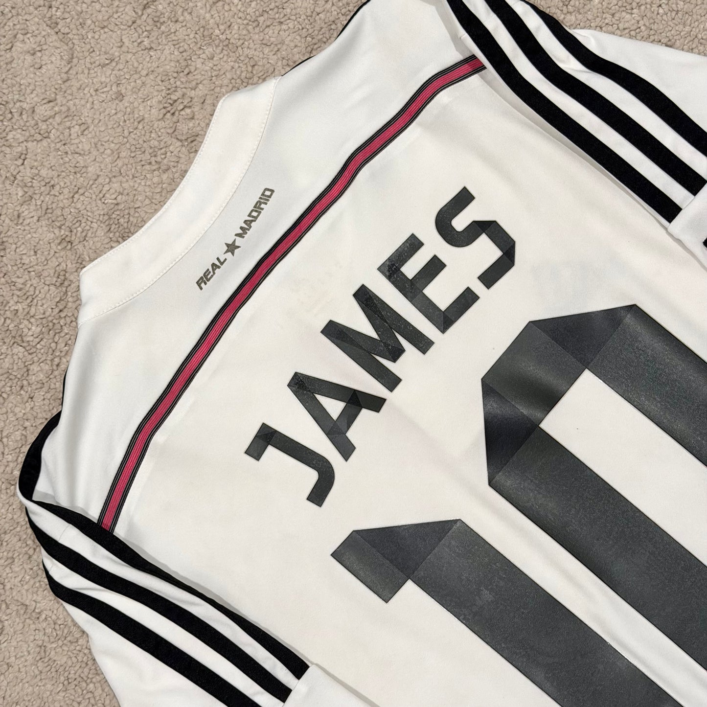 Real Madrid 2014/15 home x James Rodriguez #10 (M)