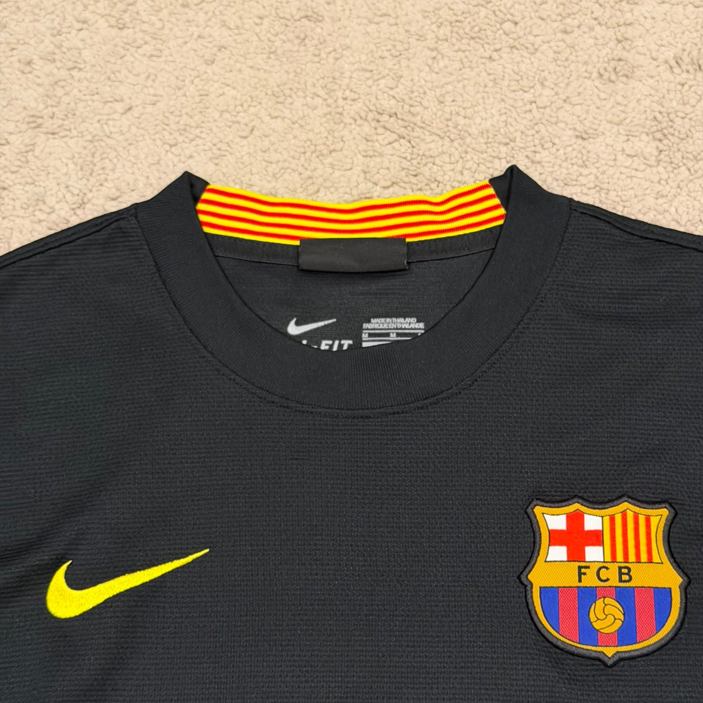 Barcelona 2013/14 third x Messi #10 (M)