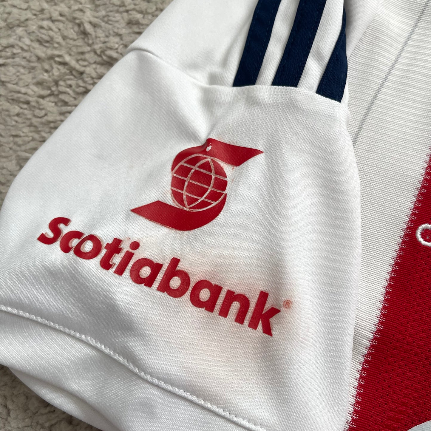Chivas de Guadalajara 2014/15 home x Omar Bravo #9 (M)