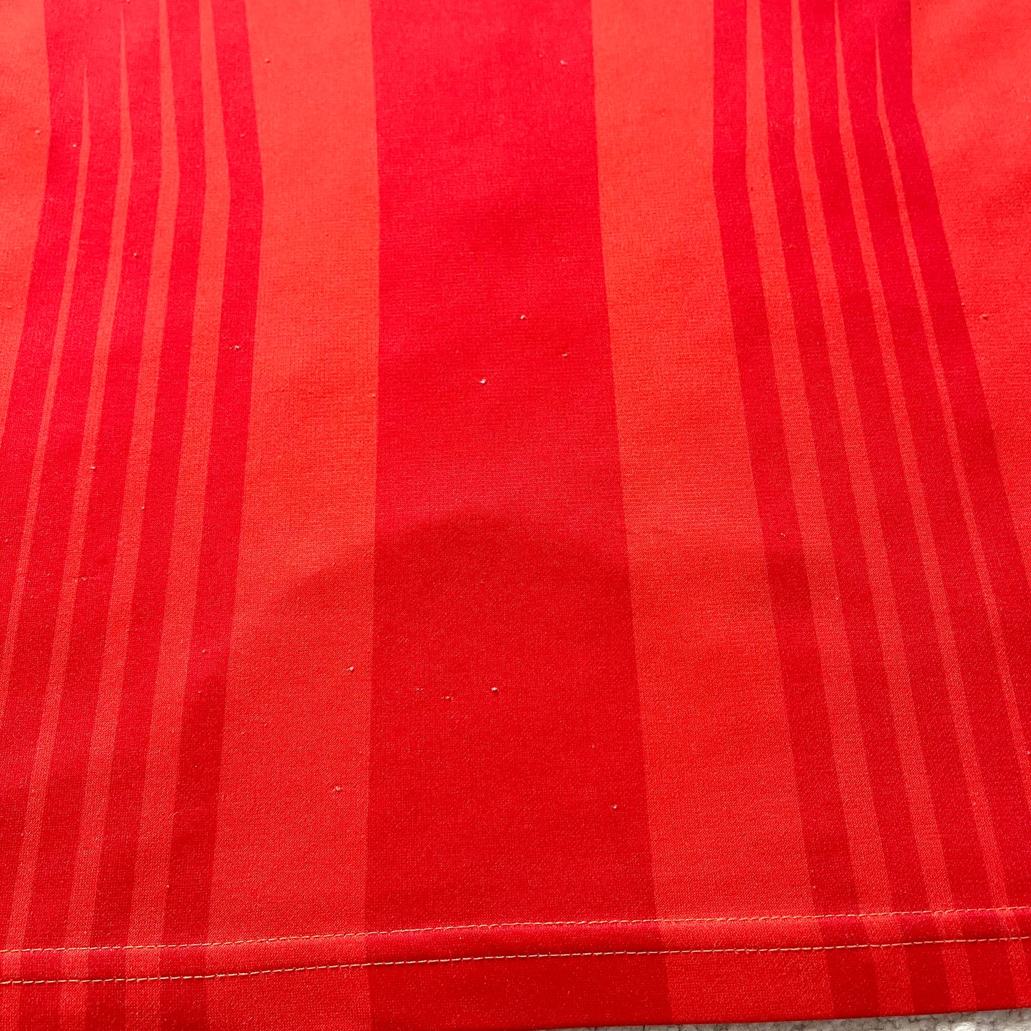 Chivas de Guadalajara 2009/10 away x Chicharito Hernandez #14 (L)