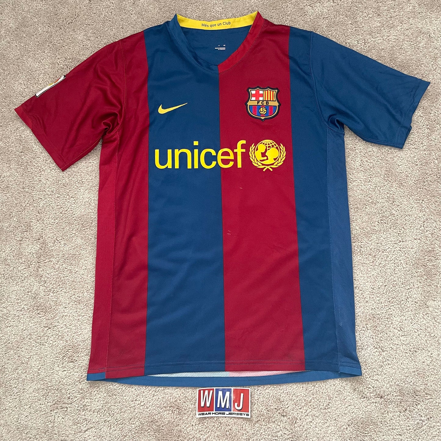 Barcelona 2006/07 home x Messi #19 (S) *tiny holes