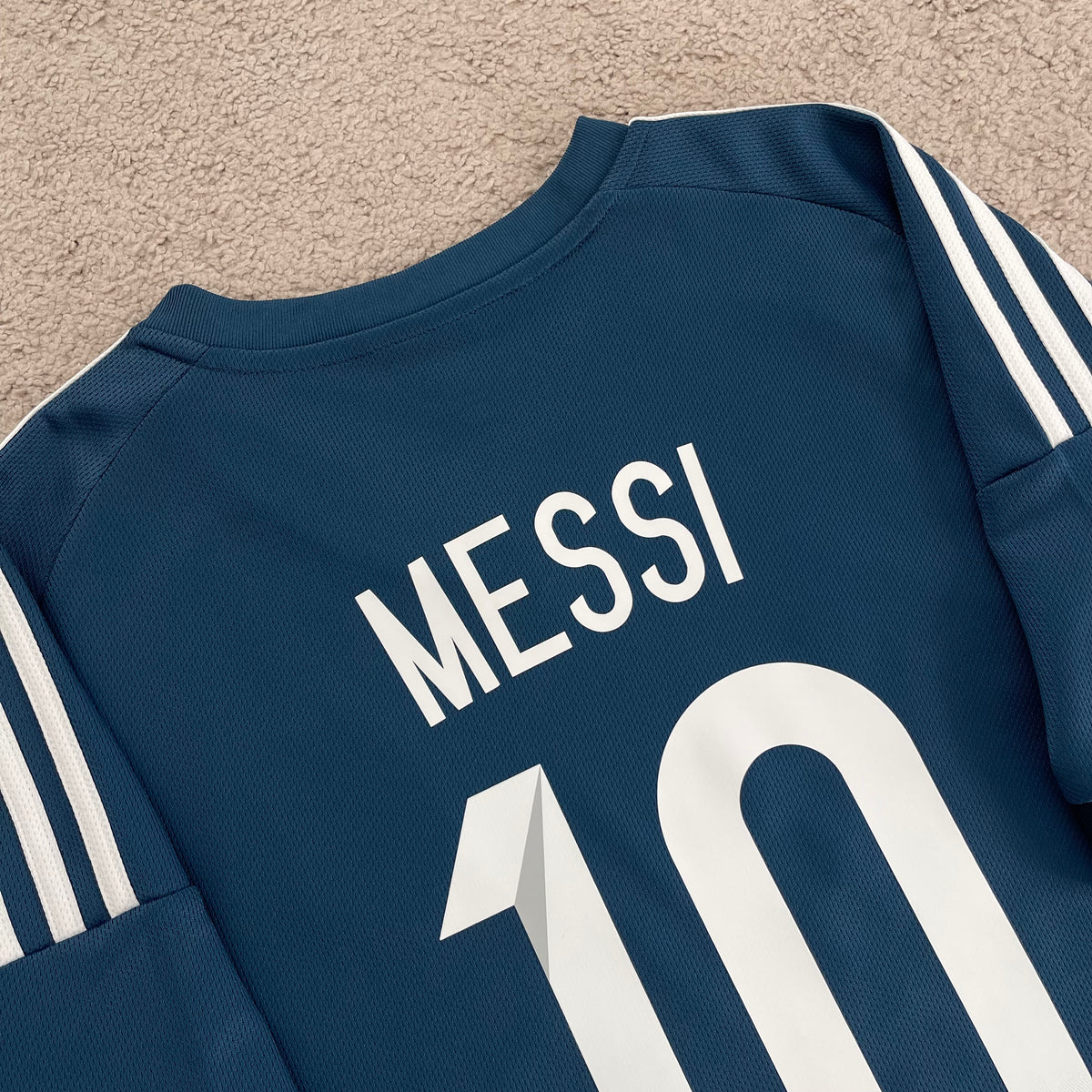 Argentina 2015/16 away x Messi #10 (M)
