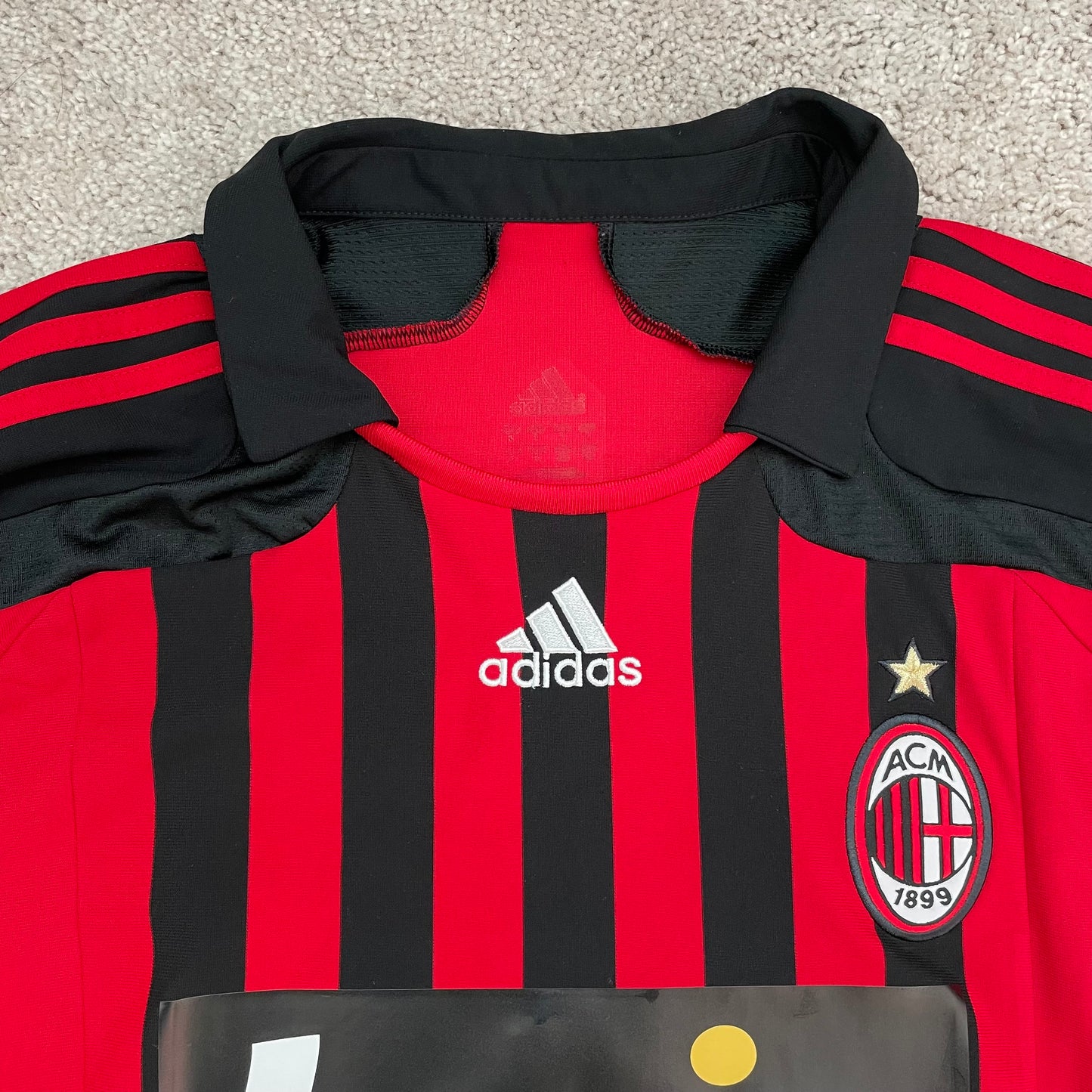 AC Milan 2007/08 home x Ricardo Kaká #22 (L)