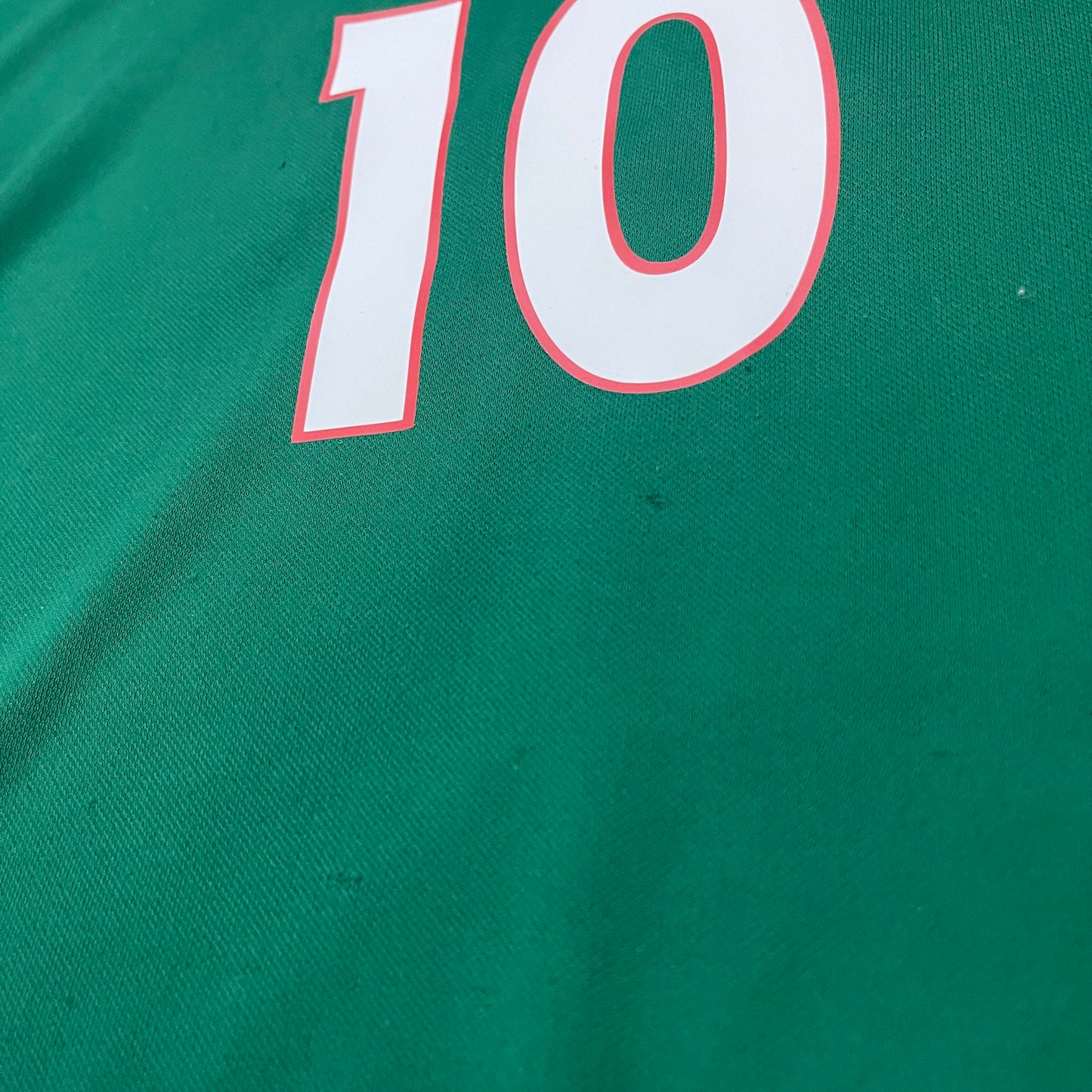 Mexico 2001 home x Rafa Marquez #4 (L)