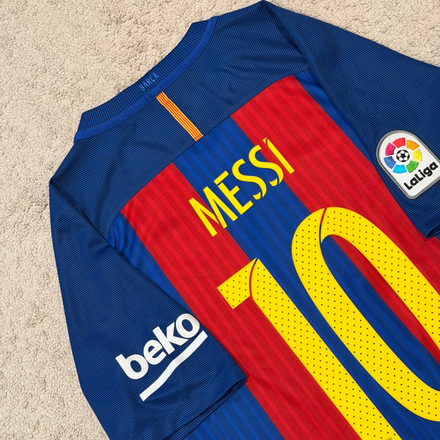 Barcelona 2016/17 home x Messi #10 (M)