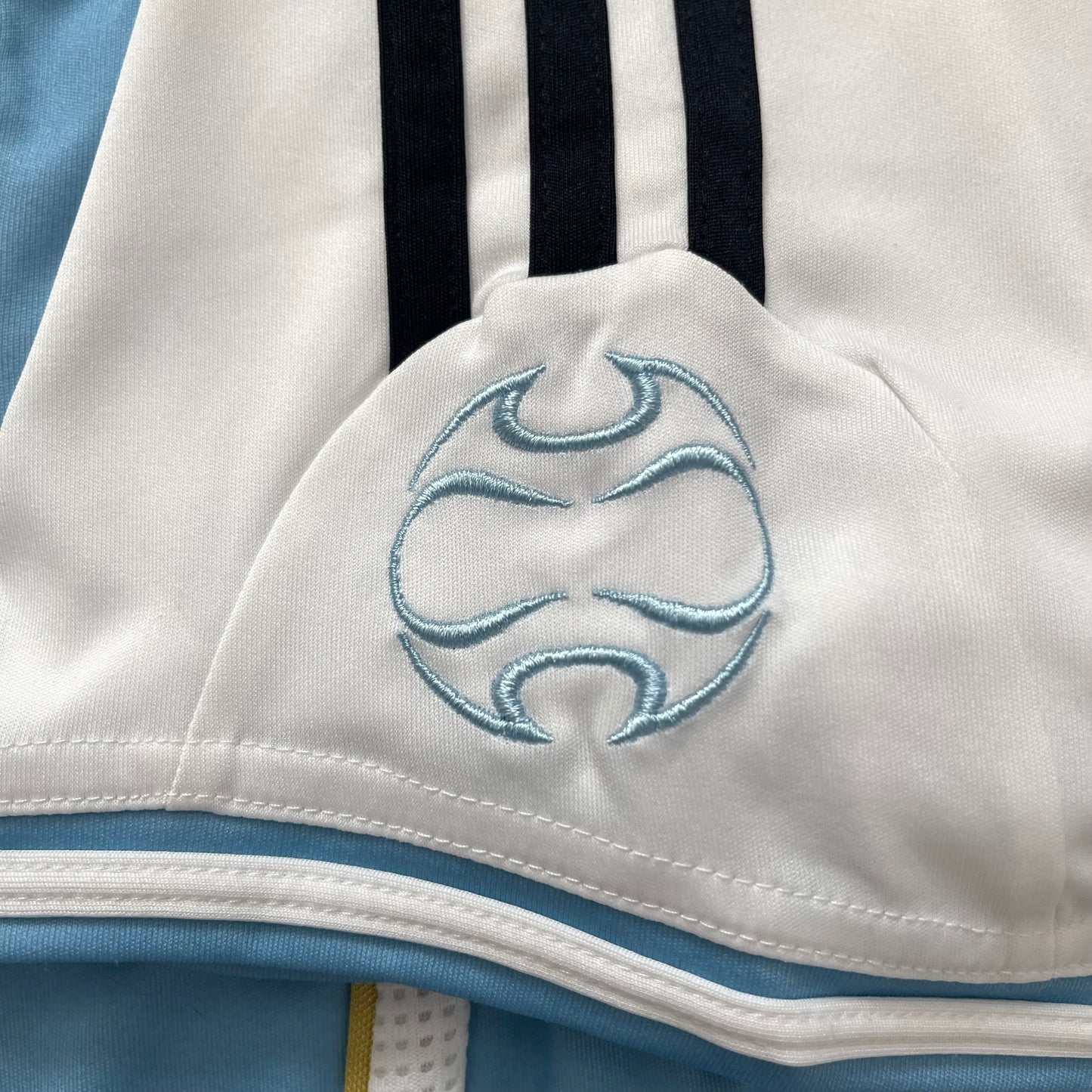 Argentina 2006 World Cup home x Messi #19 (M)