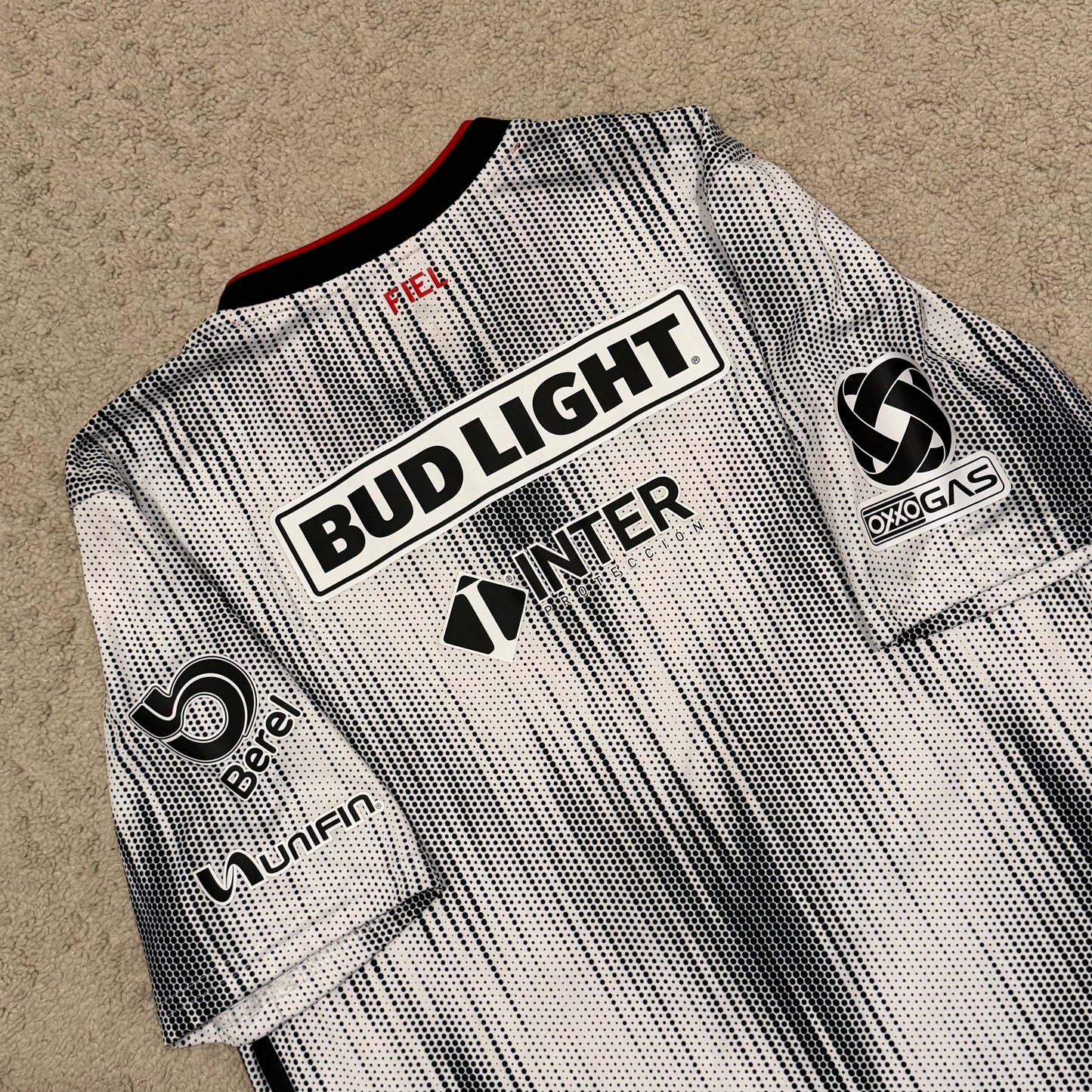 Atlas 2019/20 away (L)