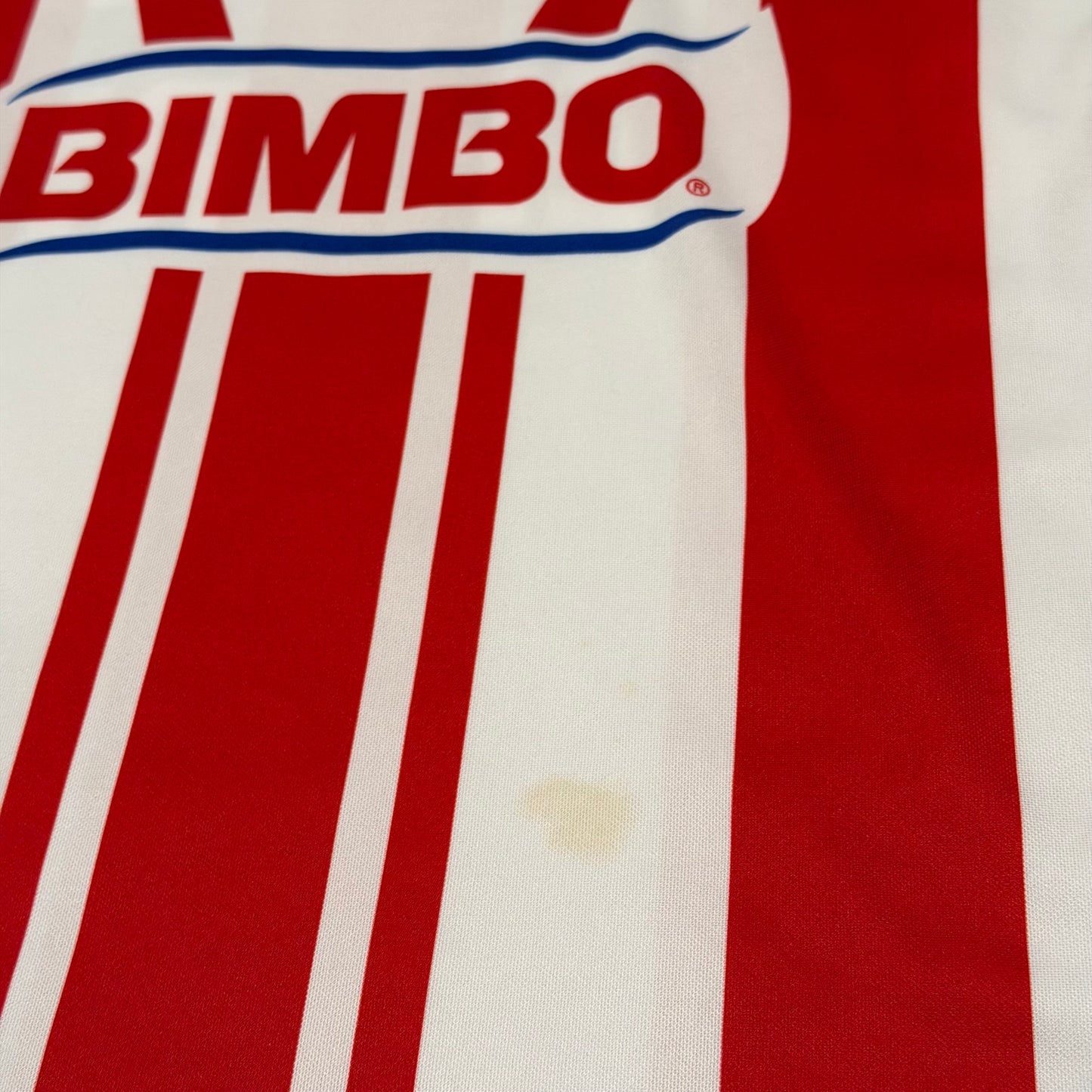 Chivas de Guadalajara 2006/07 home x Chicharito Hernandez #45 (S, RUNS BIG)