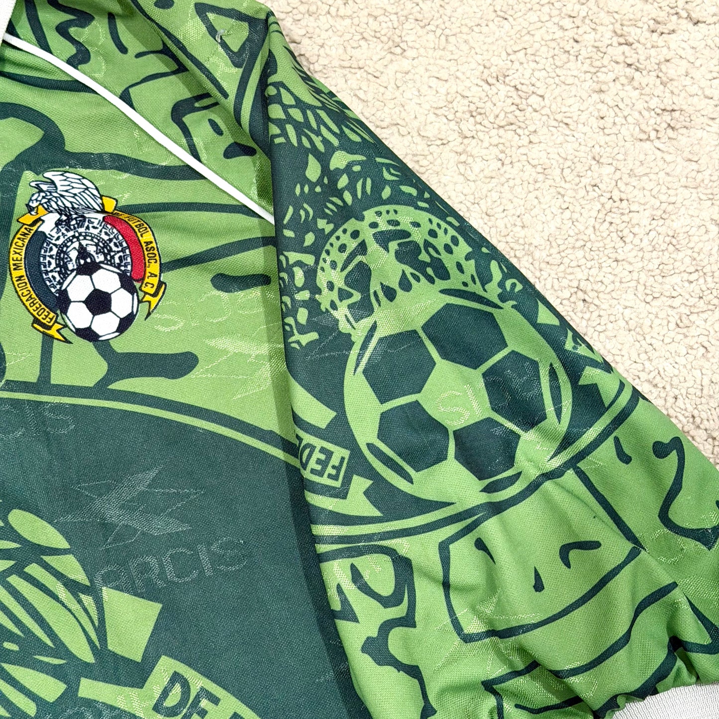 Mexico 1999 home (XL)
