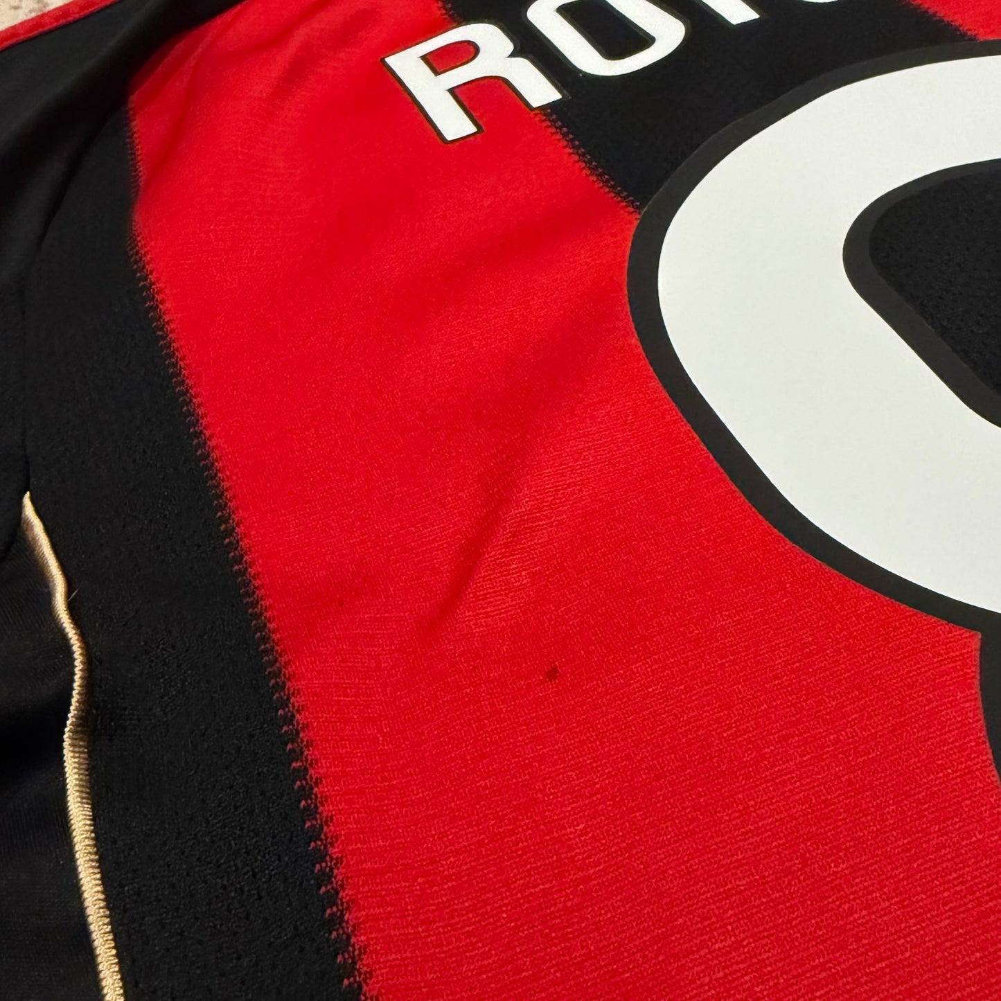 AC Milan 2010/11 home x Ronaldinho #80 (XL)