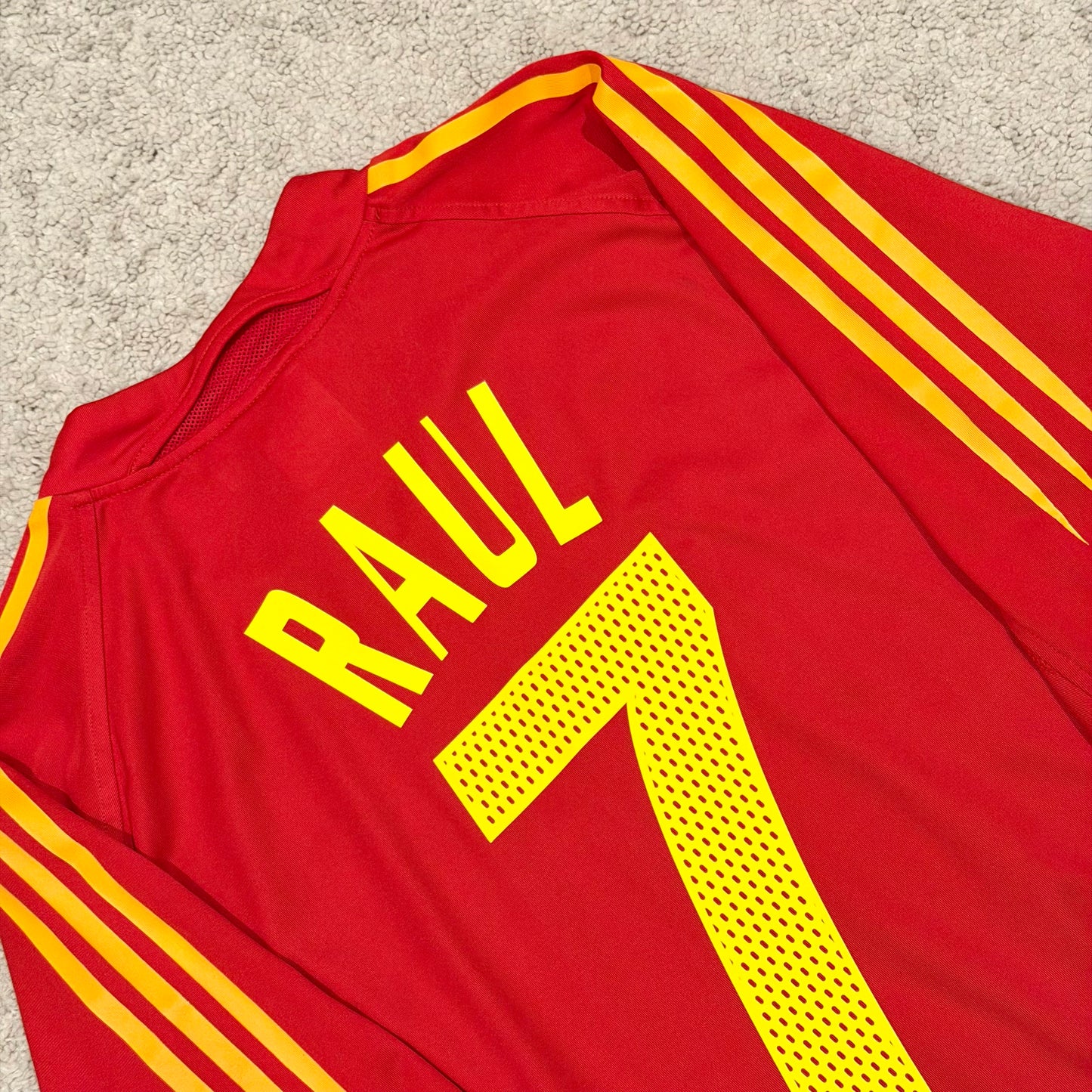 Spain 2004 EURO home x Raul Gonzalez Blanco #7 (XL)