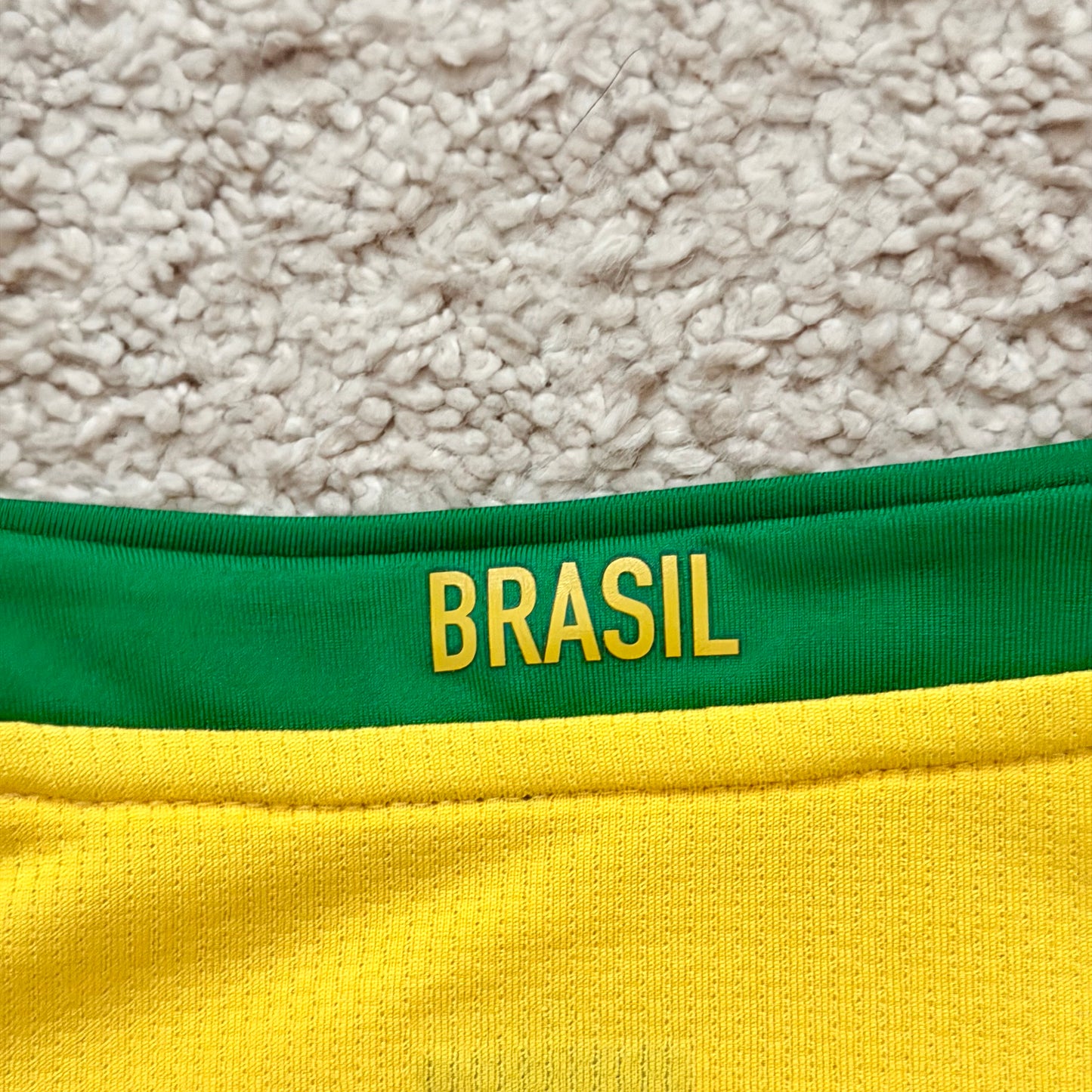 Brazil 2008/2009/2010 home x Ronaldinho #10 (XL)