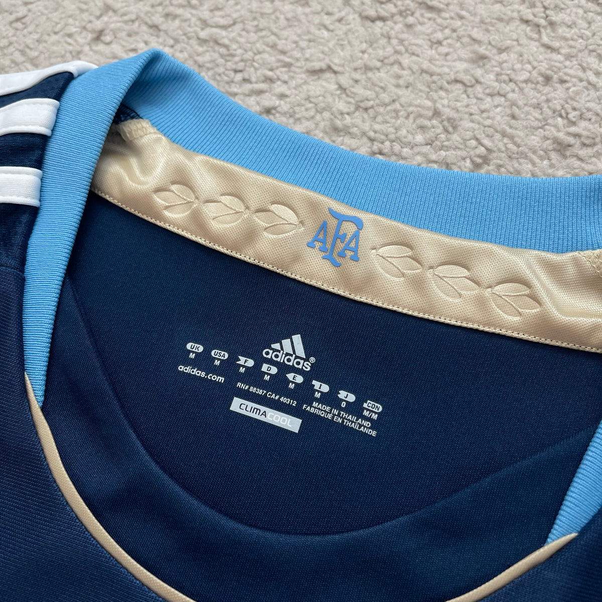 Argentina 2011 Copa America away x Messi #10 (M)