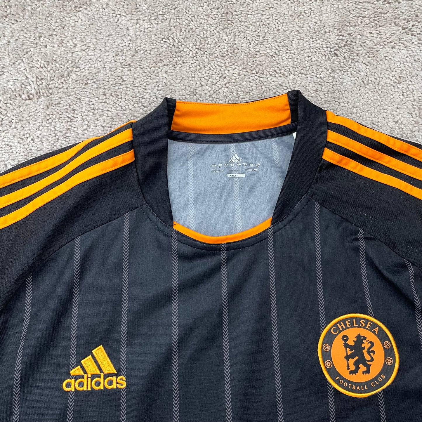 Chelsea 2010/11 away x Didier Drogba #11 (L)