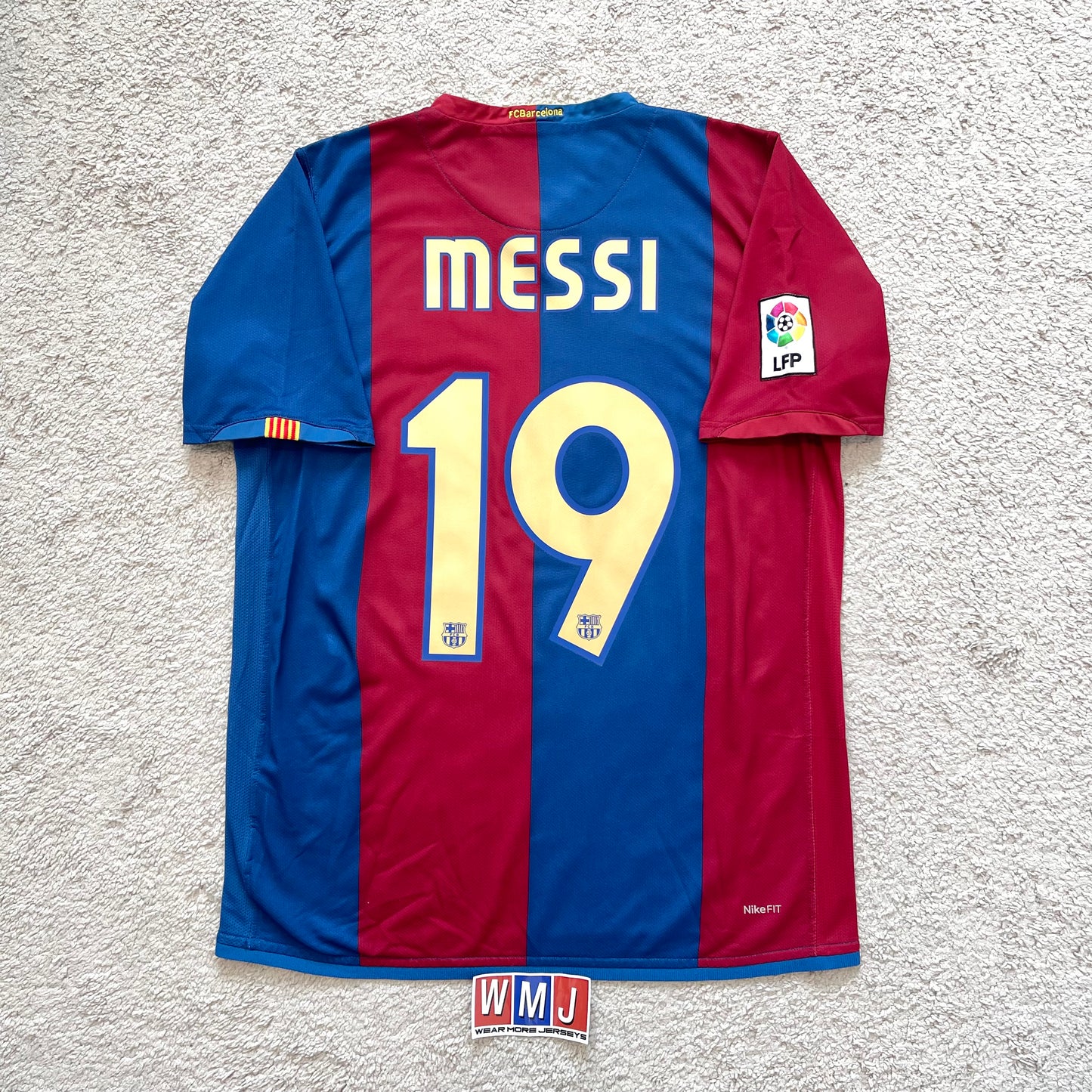 Barcelona 2006/07 home x Messi #19 (M)