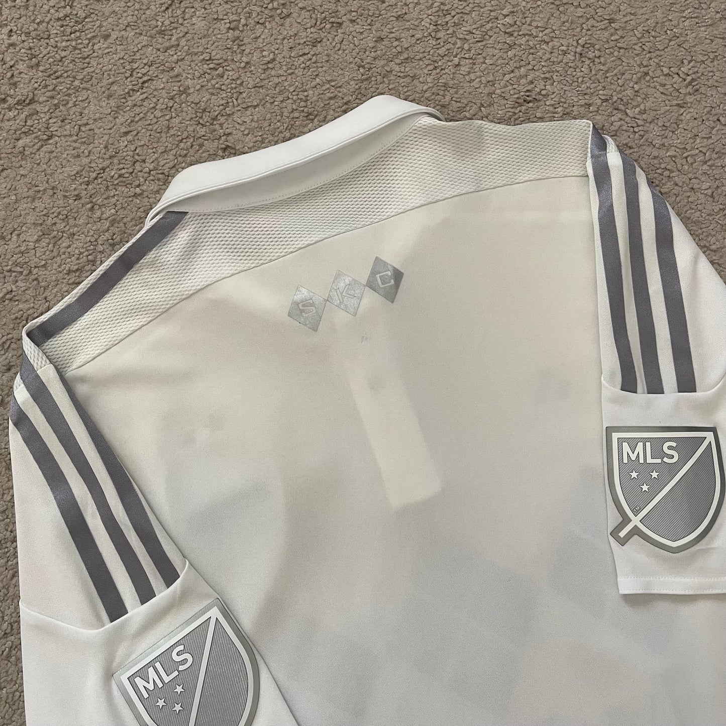 Sporting Kansas 2015/16 third PLAYER VERSION (M)