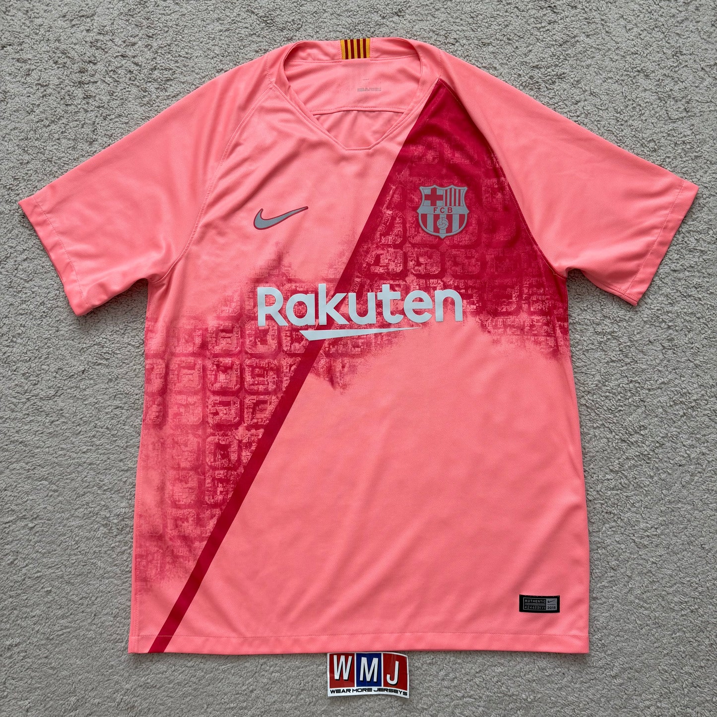 Barcelona 2018/19 third x Messi #10 (L)