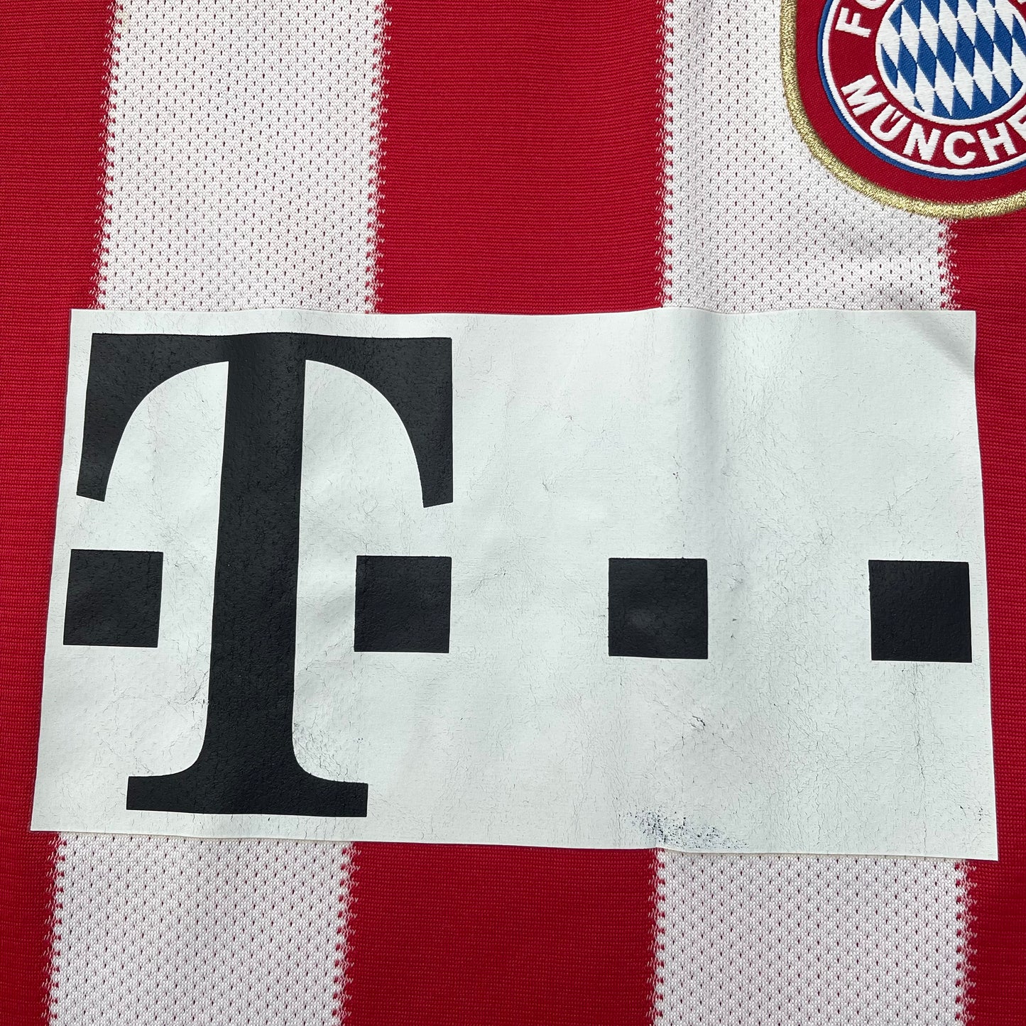 Bayern Munich 2010/11 home x Toni Kroos #39 (L)