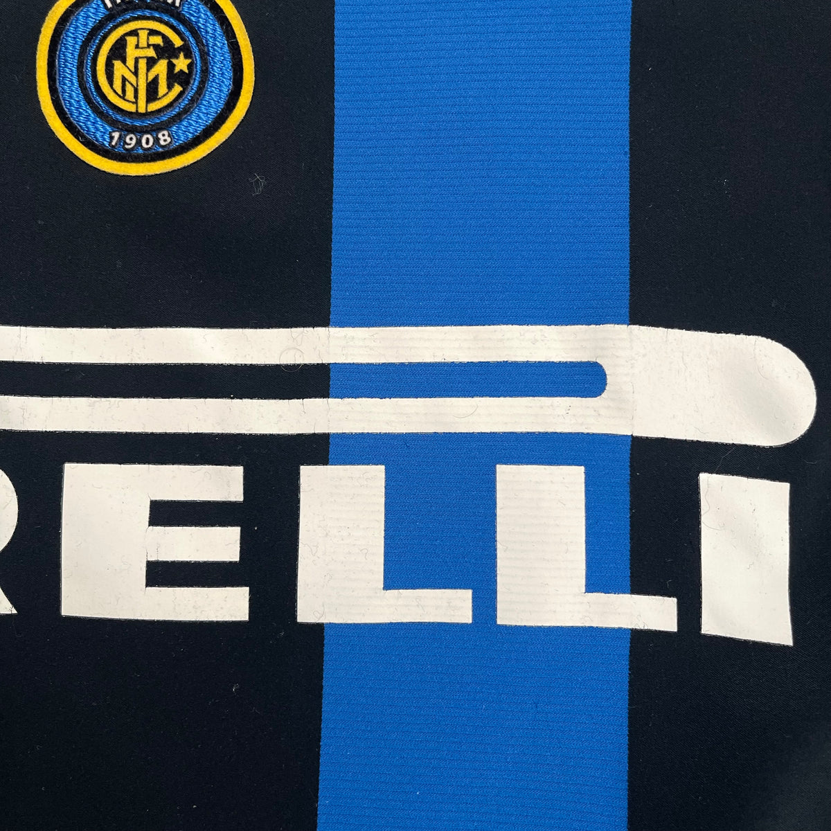 Inter 2004/05 home x Adriano #10 (M)