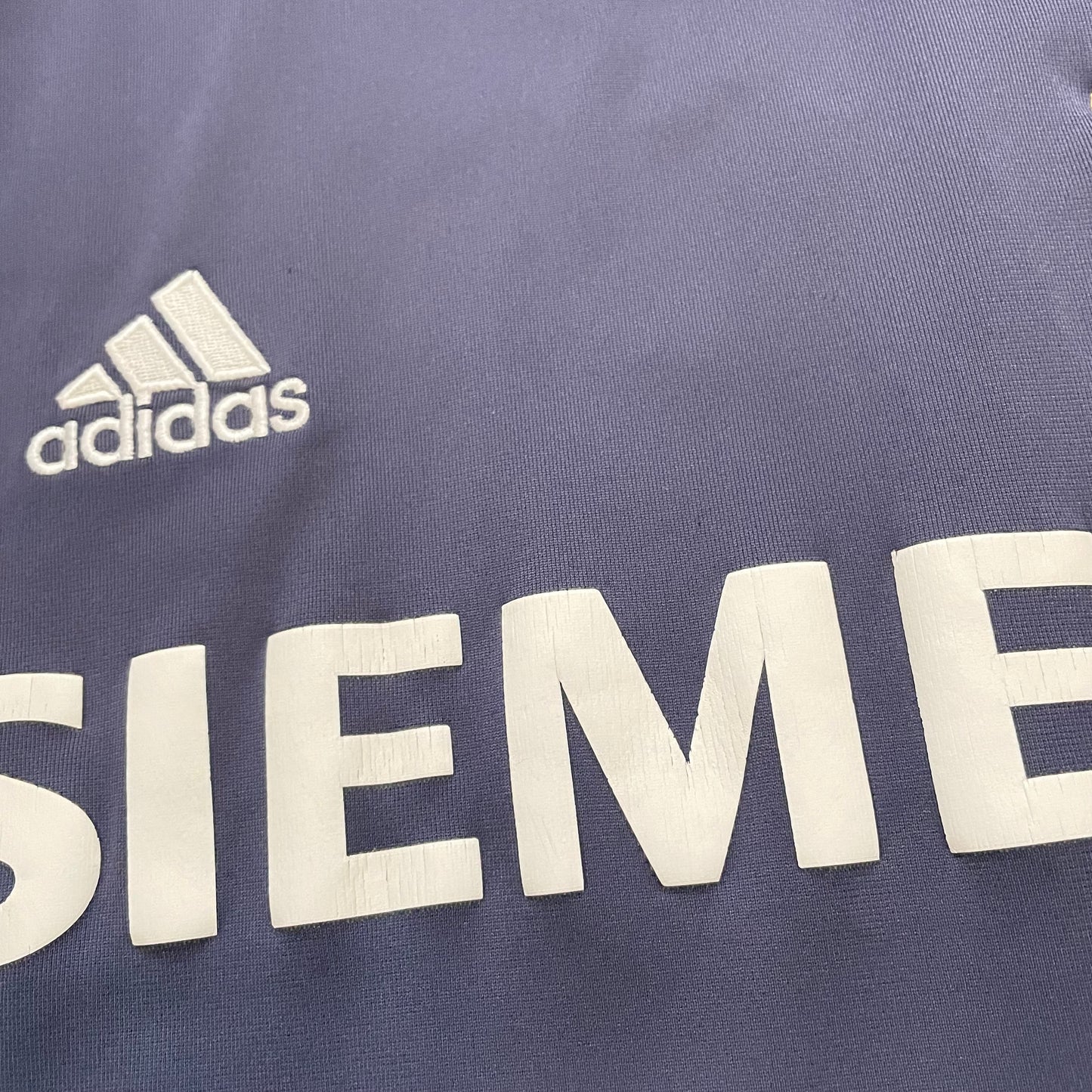 Real Madrid 2005/06 away x Zinedine Zidane #5 (M)