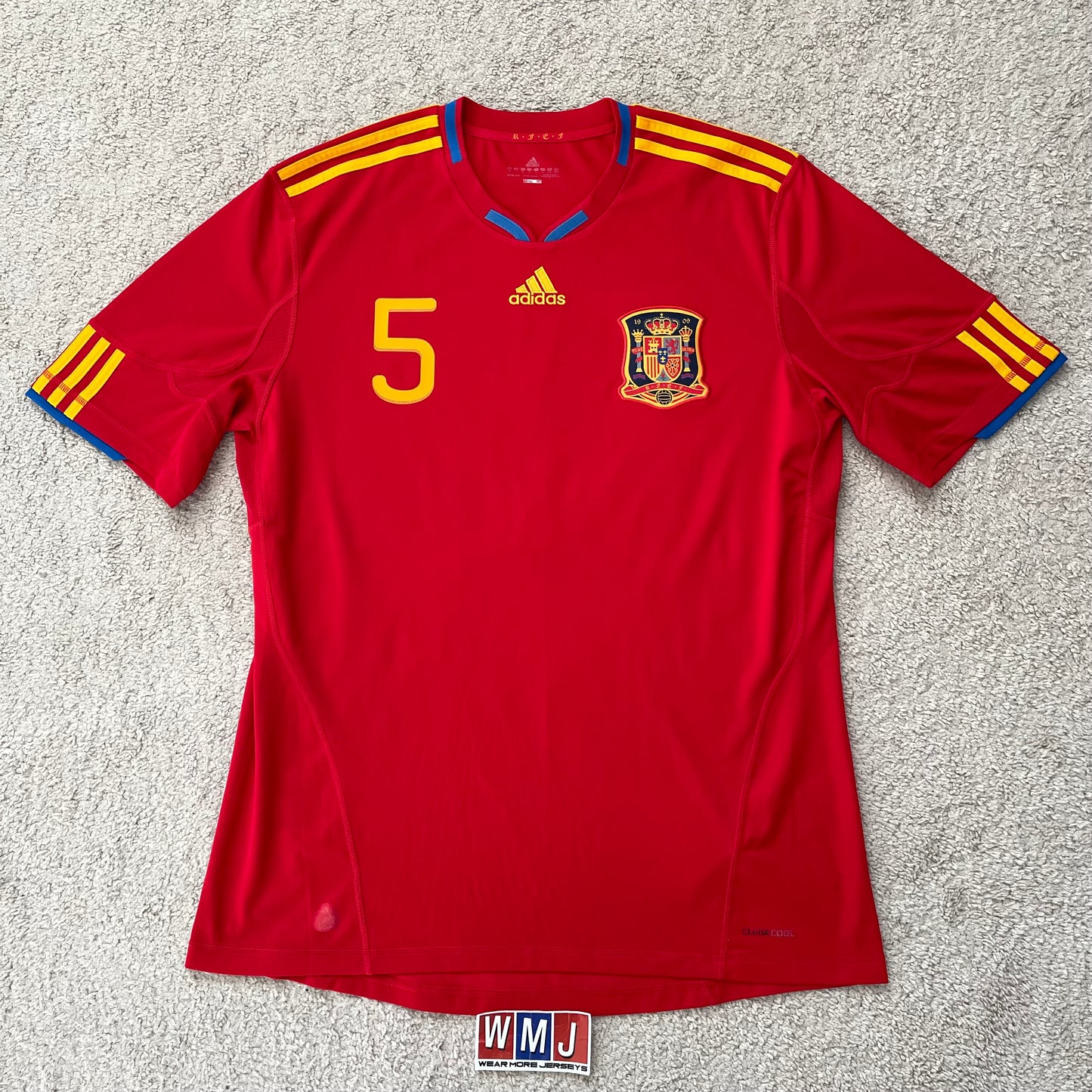 Spain 2010 World Cup home x Carles Puyol #5 (XL)