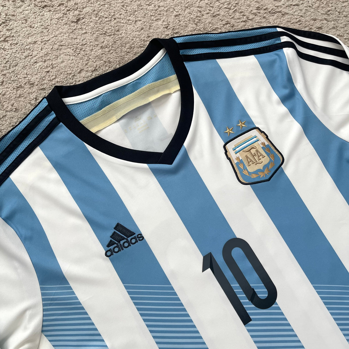 Argentina 2014 World Cup home LONG SLEEVES x Messi #10 (XL)