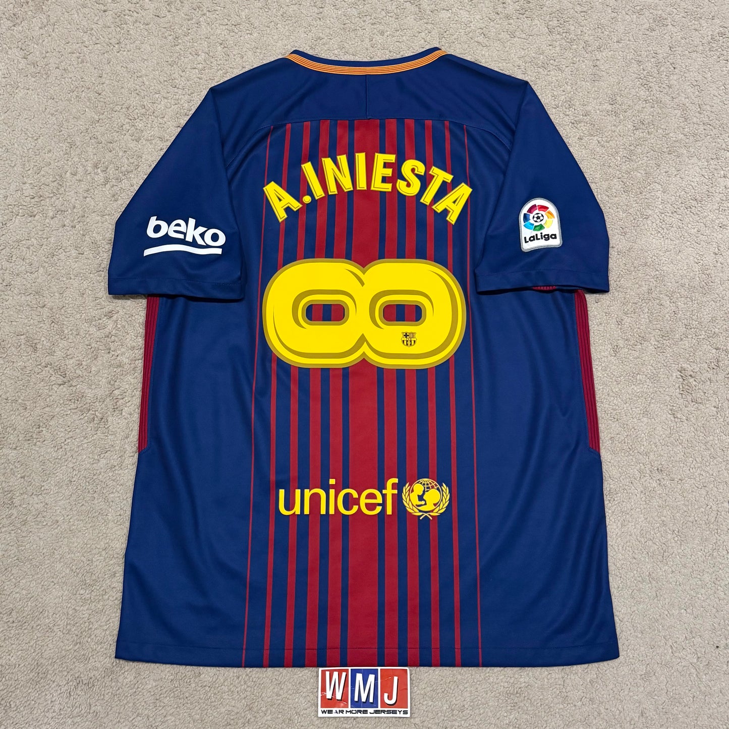 Barcelona 2017/18 home x Andres Iniesta INFINITO SPECIAL EDITION (L)