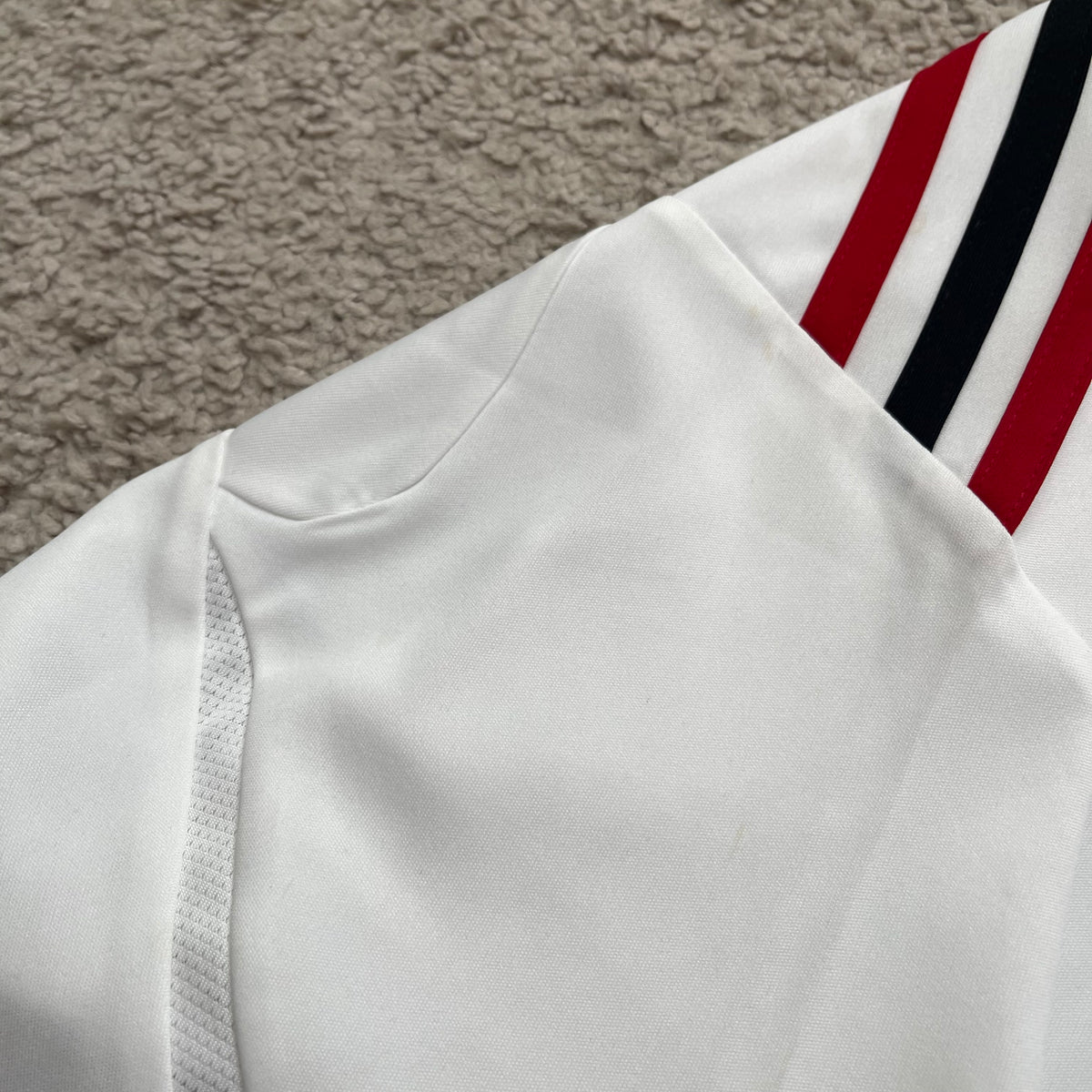 AC Milan 2009/10 away x Ronaldinho #80 (XL)